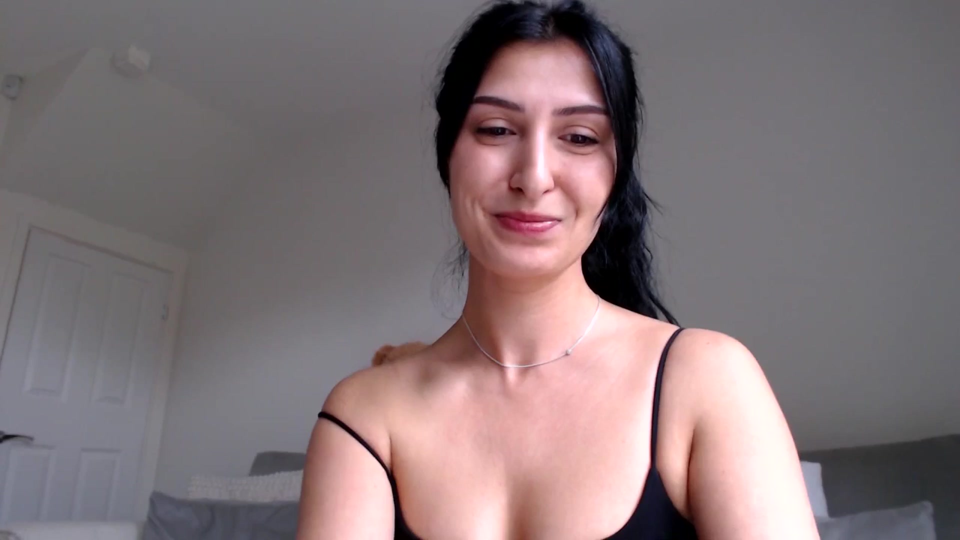 Gallery image thumbnail from MissLeanne's myfreecams stream on, 04/23/2025, 12:25 image 12 of 20