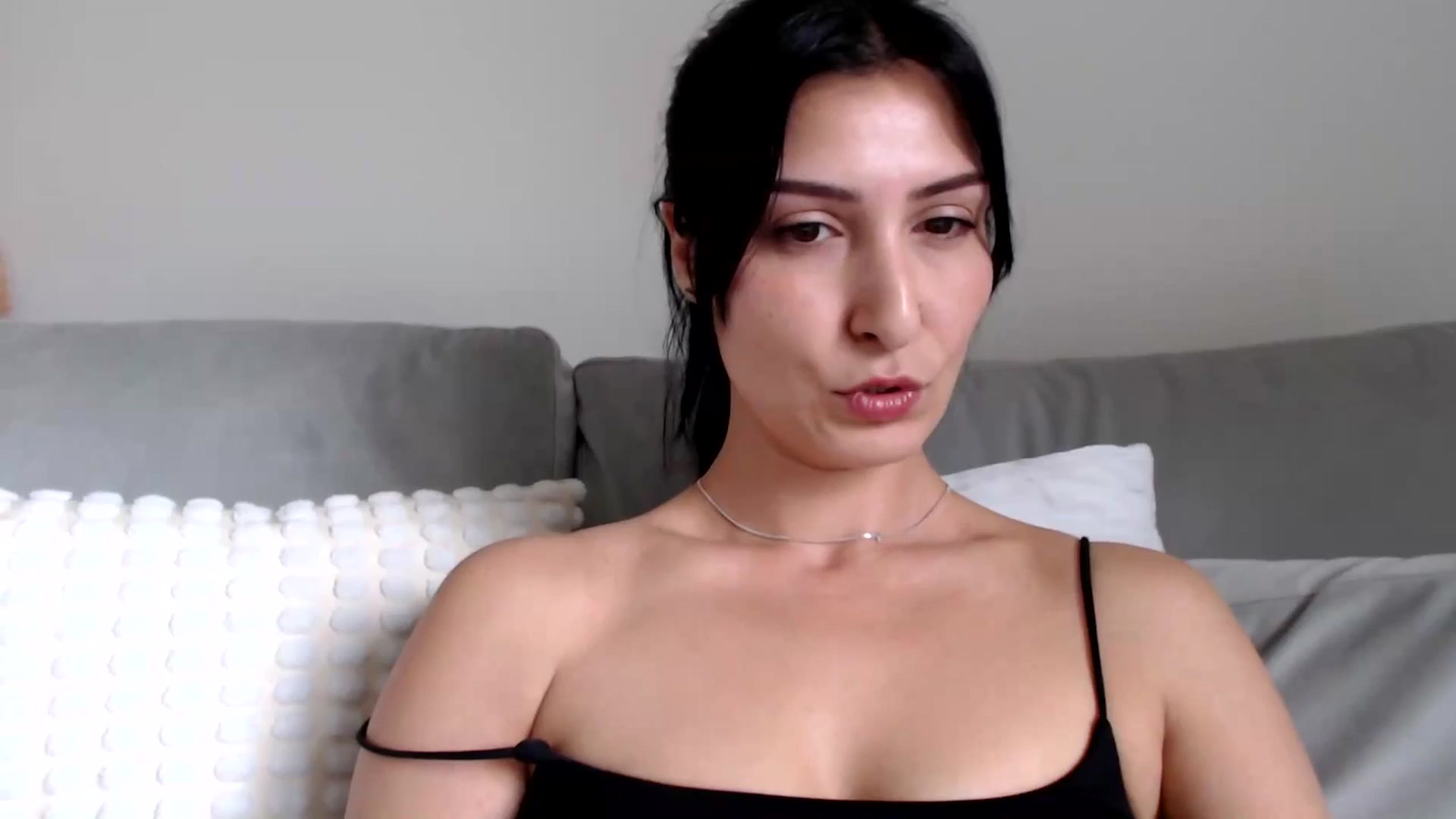 Gallery image thumbnail from MissLeanne's myfreecams stream on, 04/23/2025, 12:25 image 2 of 20