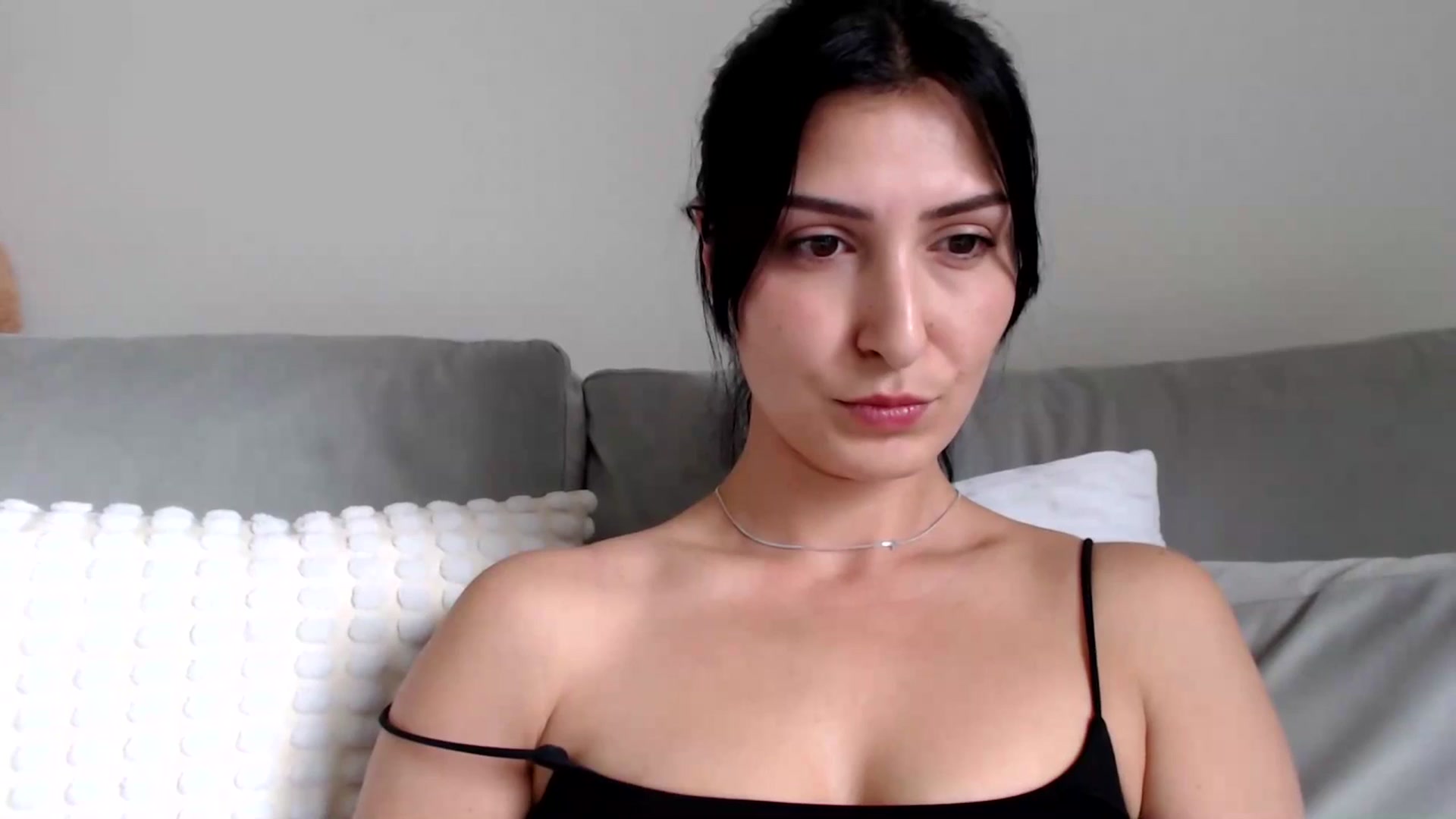 Gallery image thumbnail from MissLeanne's myfreecams stream on, 04/23/2025, 12:25 image 3 of 20