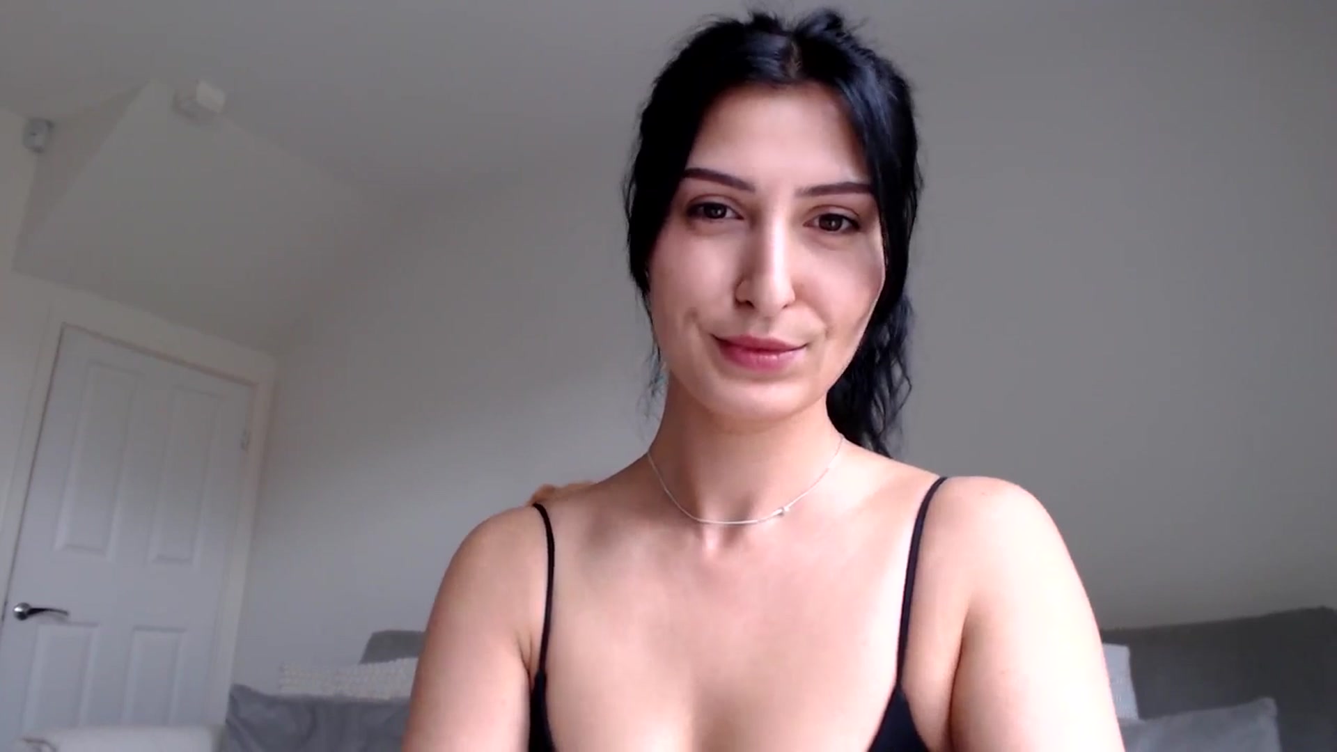 Gallery image thumbnail from MissLeanne's myfreecams stream on, 04/23/2025, 12:25 image 13 of 20