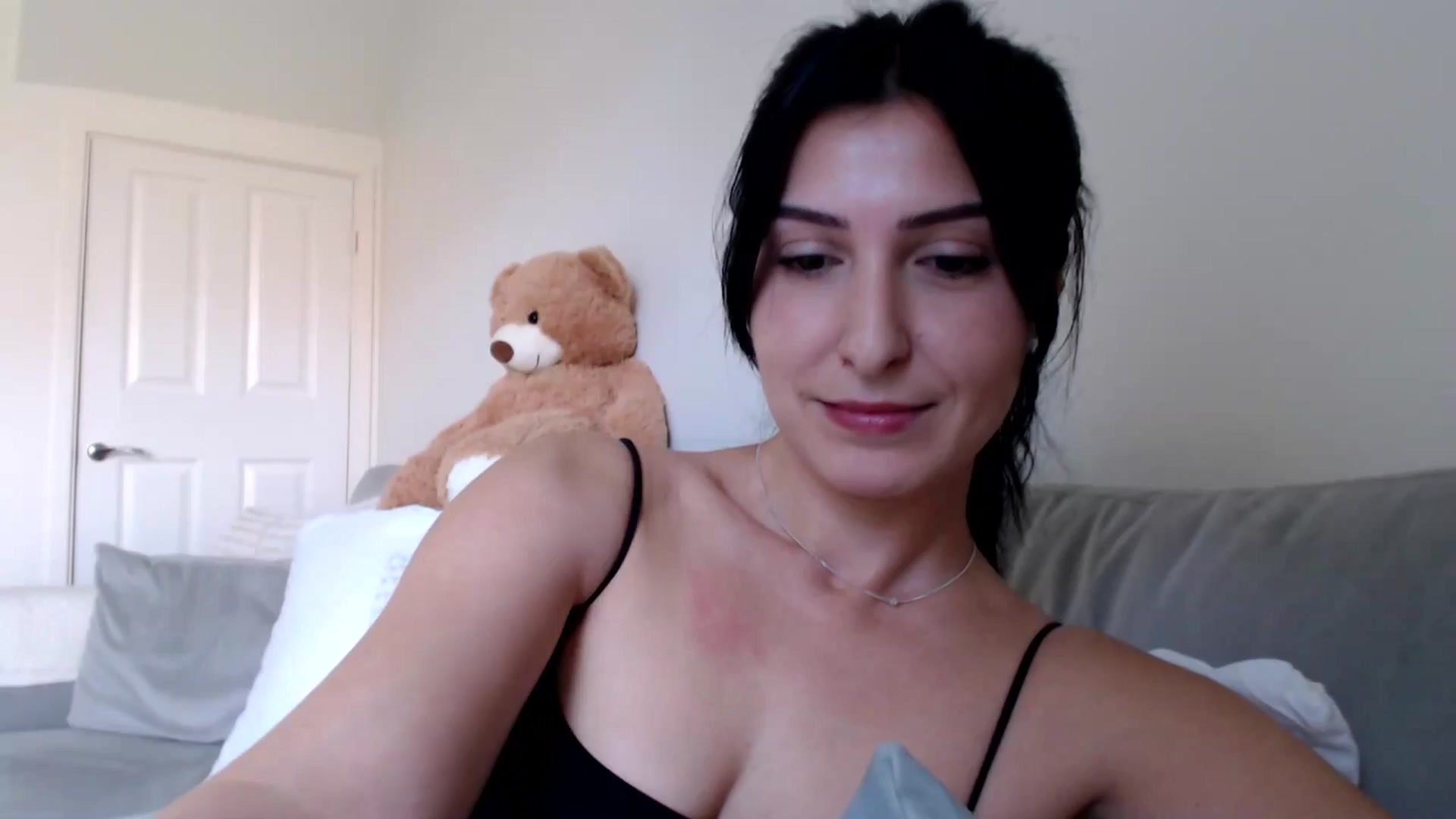 Gallery image thumbnail from MissLeanne's myfreecams stream on, 04/23/2025, 12:25 image 18 of 20