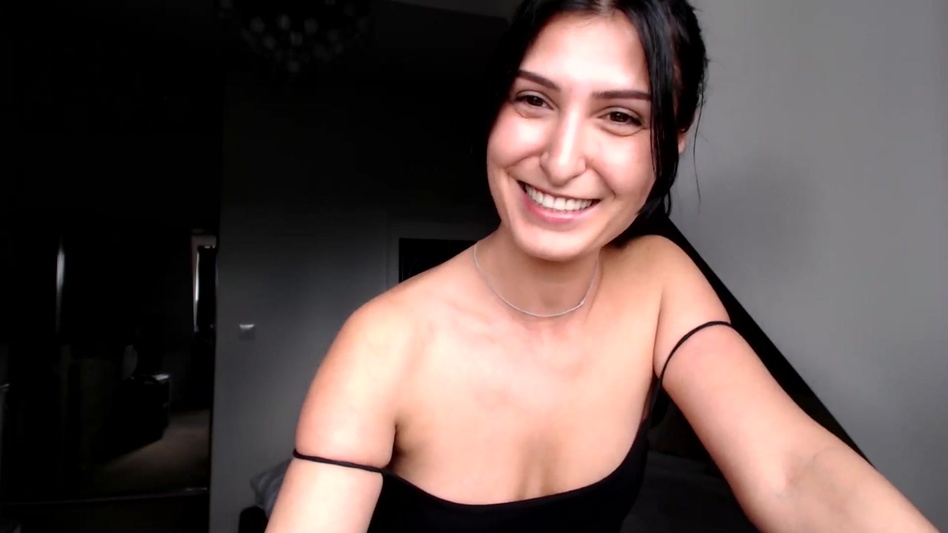 Gallery image thumbnail from MissLeanne's myfreecams stream on, 04/23/2025, 13:31 image 19 of 20