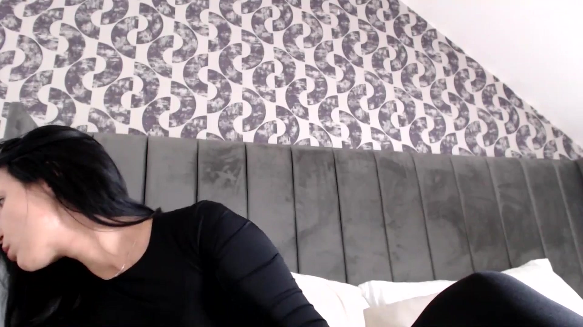 Gallery image thumbnail from MissLeanne's myfreecams stream on, 04/25/2025, 10:45 image 13 of 20