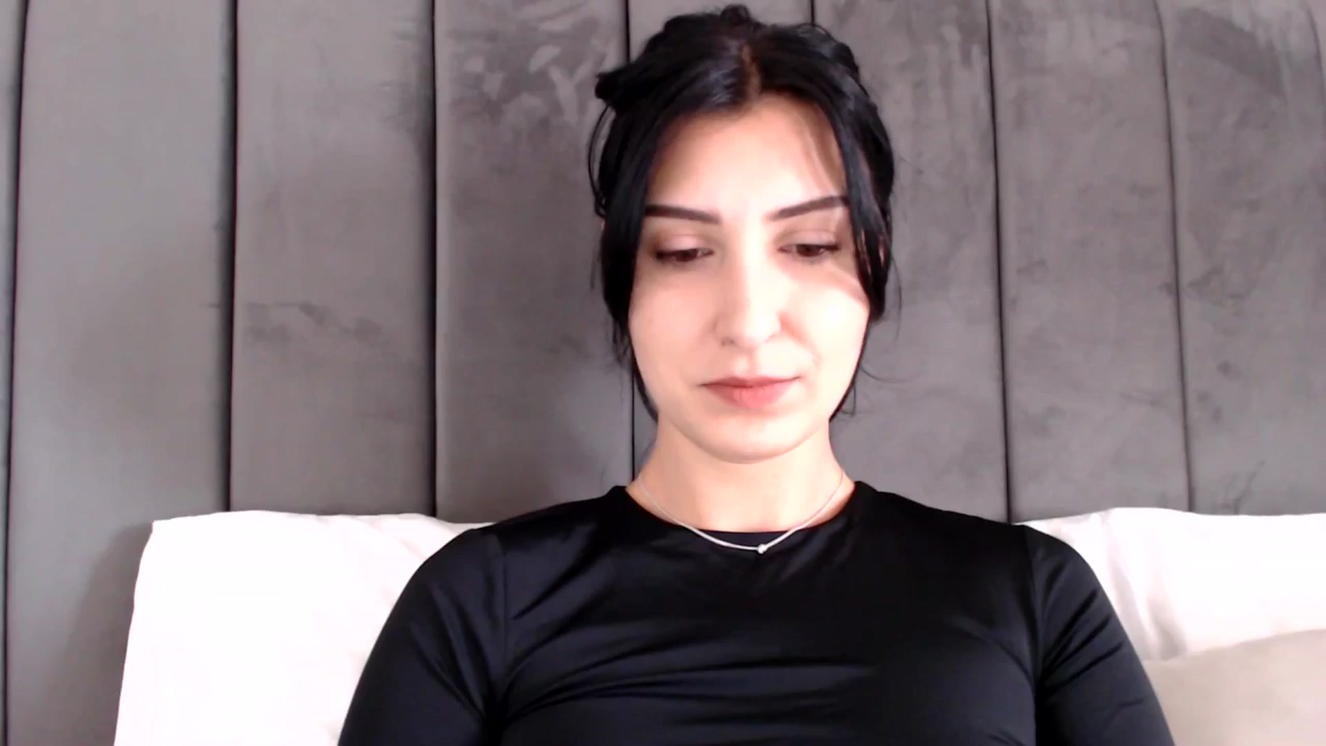 Gallery image thumbnail from MissLeanne's myfreecams stream on, 04/25/2025, 10:45 image 4 of 20