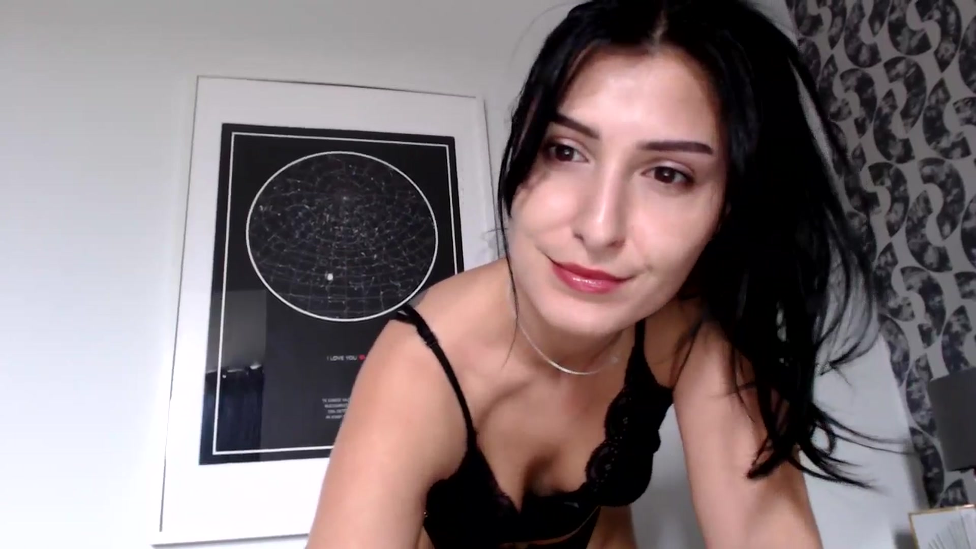 Gallery image thumbnail from MissLeanne's myfreecams stream on, 04/25/2025, 12:25 image 3 of 20