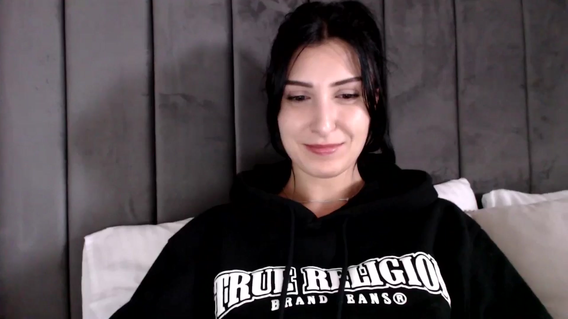 Gallery image thumbnail from MissLeanne's myfreecams stream on, 04/25/2025, 12:25 image 13 of 20