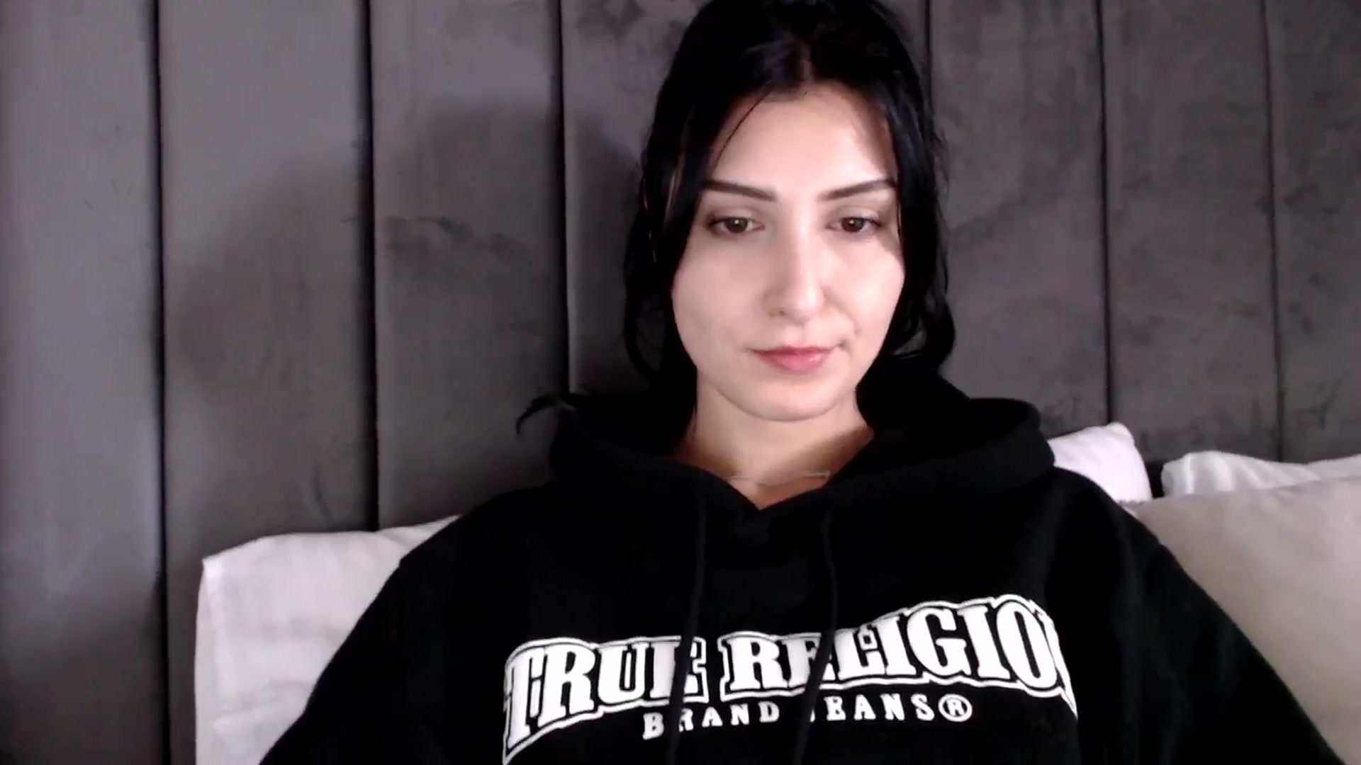 Gallery image thumbnail from MissLeanne's myfreecams stream on, 04/25/2025, 12:25 image 11 of 20