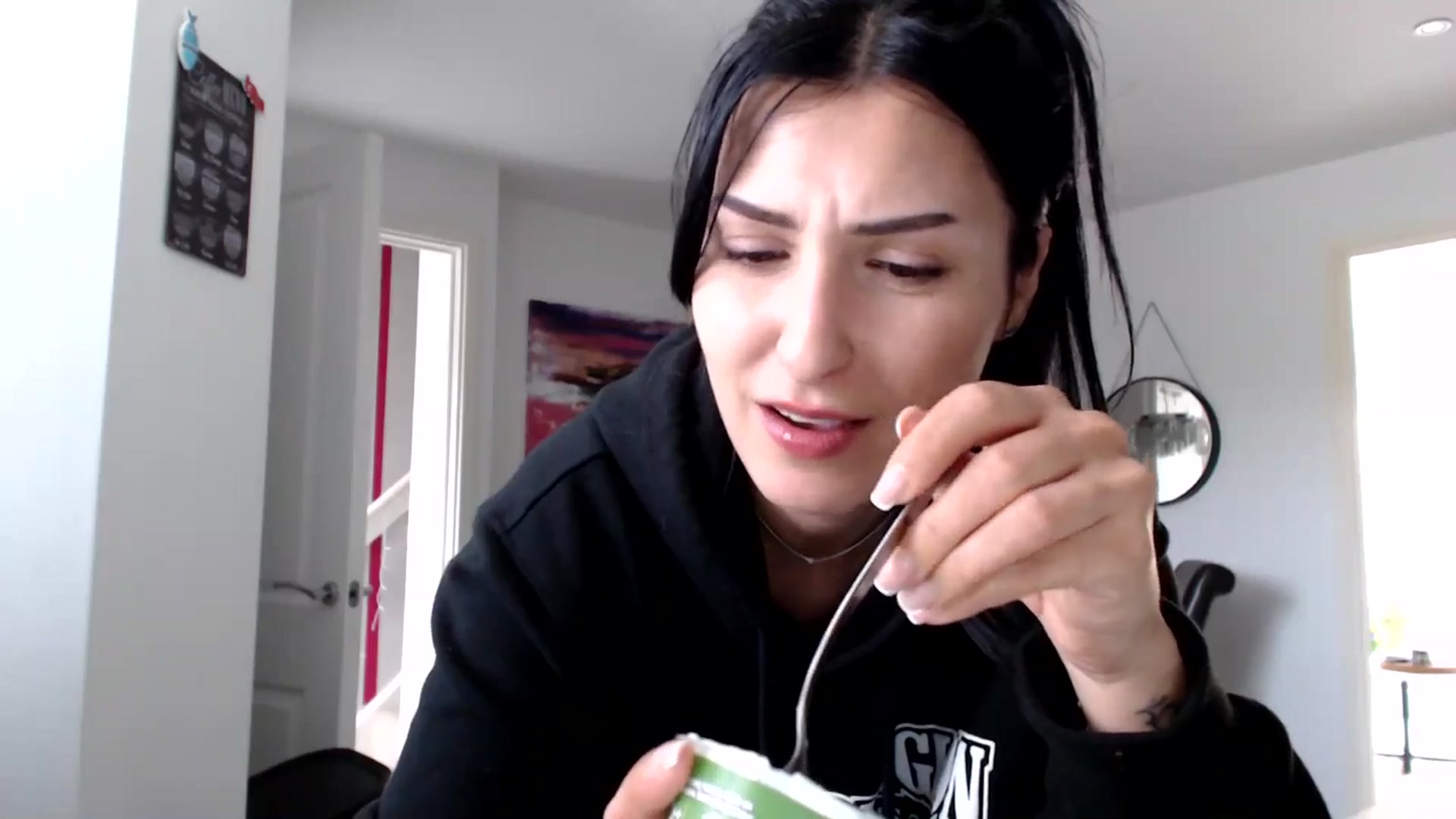Gallery image thumbnail from MissLeanne's myfreecams stream on, 04/25/2025, 12:43 image 4 of 20