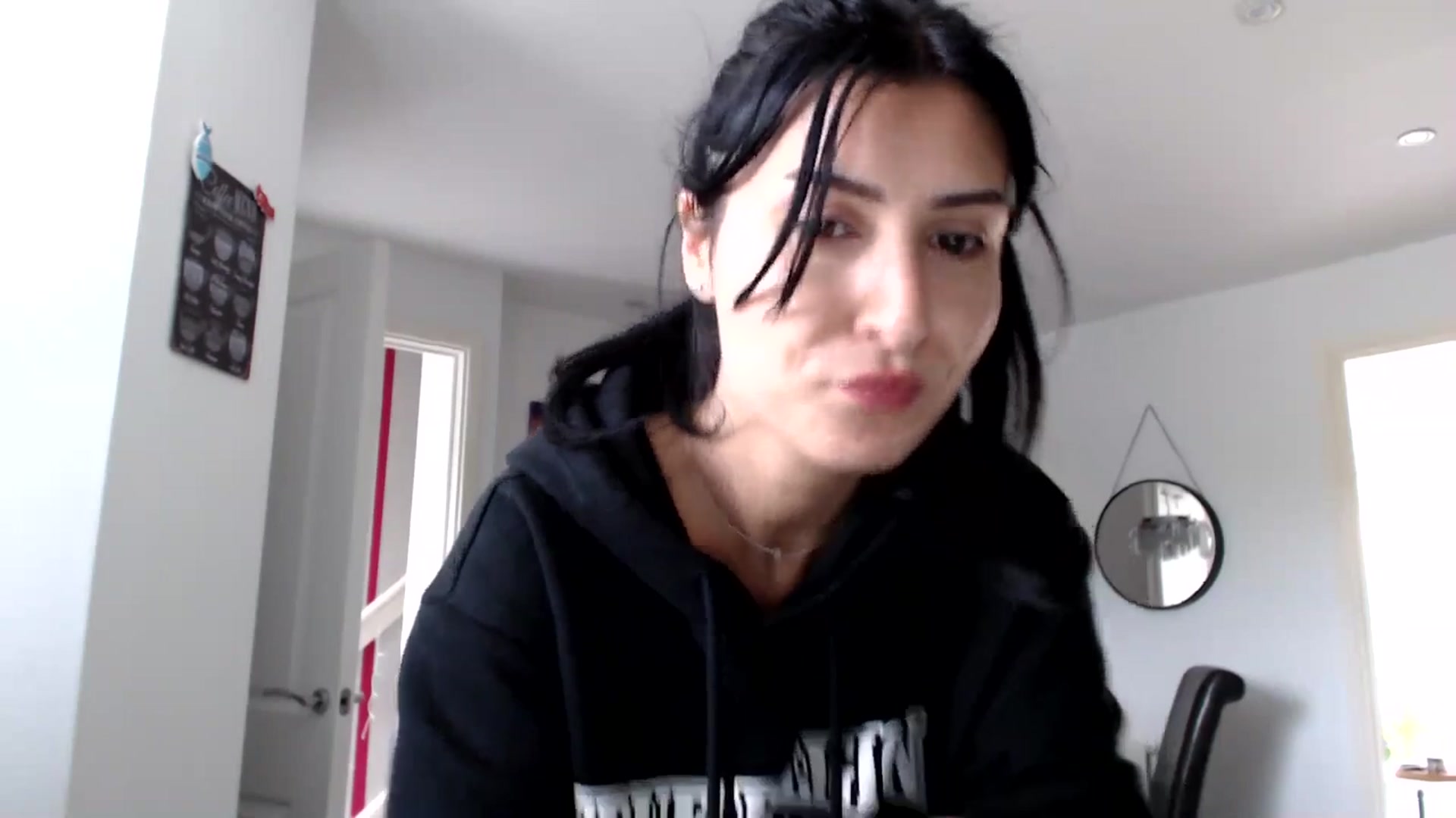 Gallery image thumbnail from MissLeanne's myfreecams stream on, 04/25/2025, 12:43 image 15 of 20