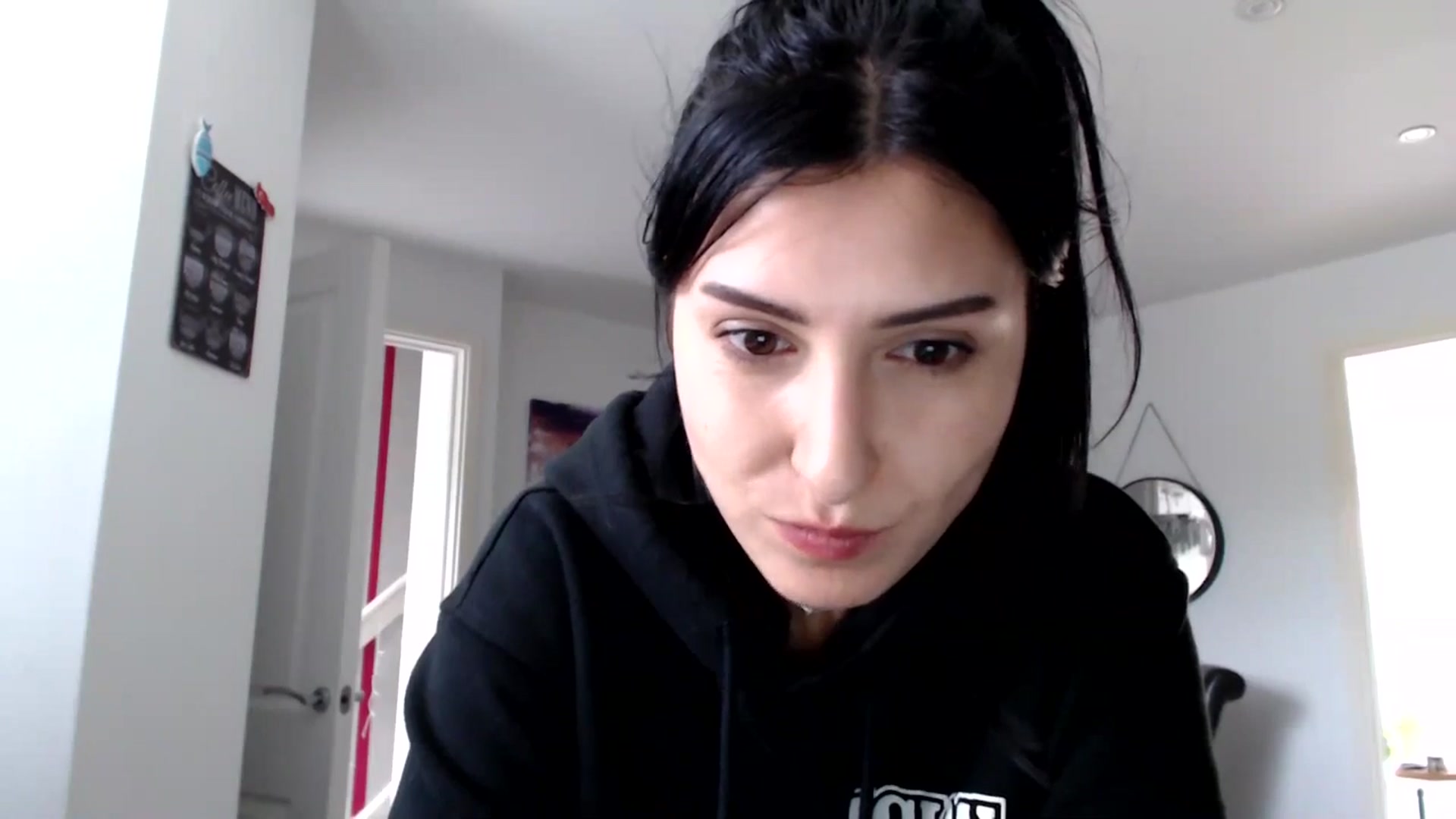 Gallery image thumbnail from MissLeanne's myfreecams stream on, 04/25/2025, 12:43 image 12 of 20