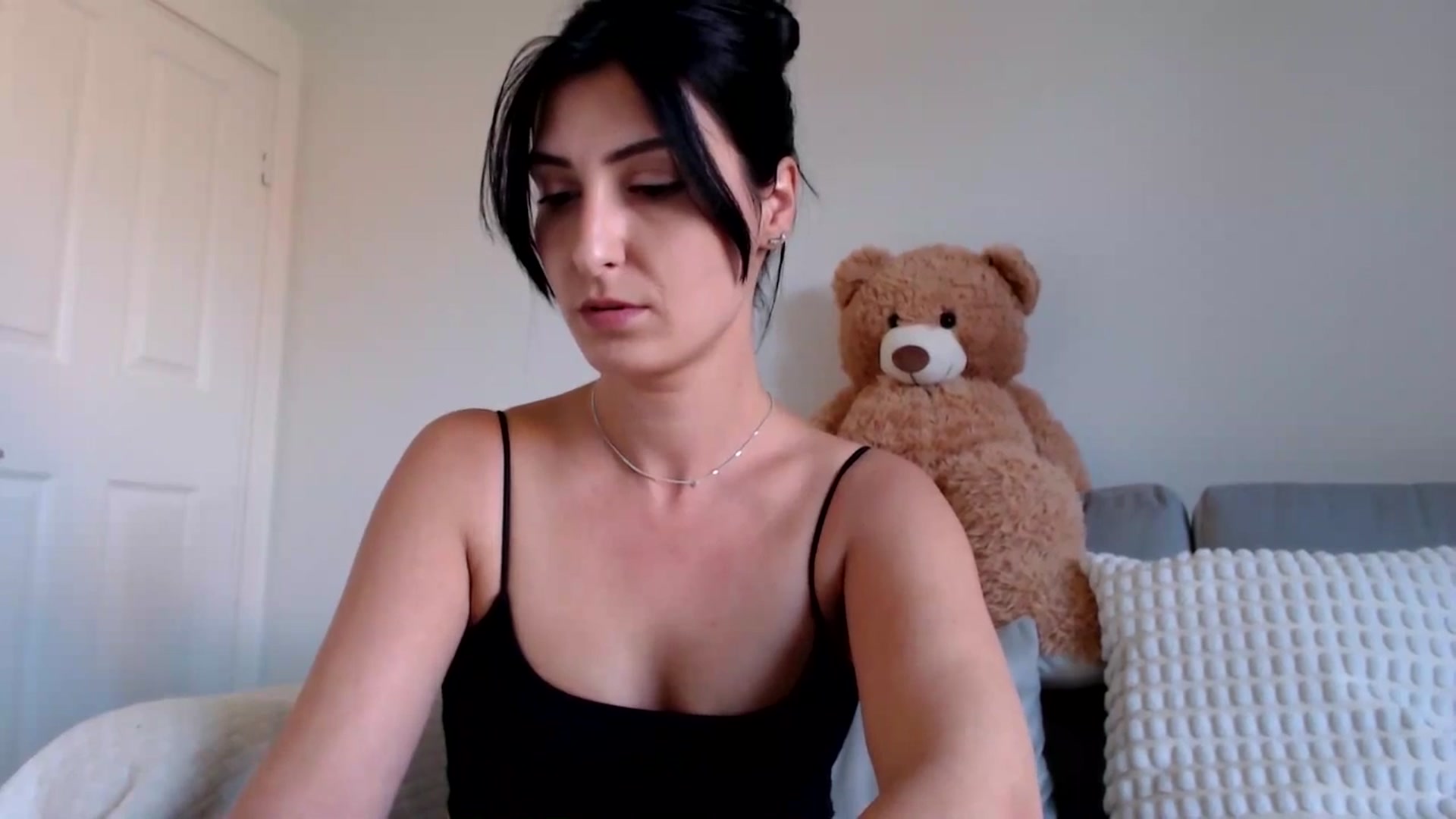 Gallery image thumbnail from MissLeanne's myfreecams stream on, 04/30/2025, 12:25 image 17 of 20