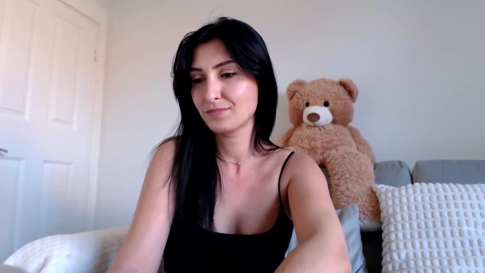 Gallery image thumbnail from MissLeanne's myfreecams stream on, 04/30/2025, 12:25 image 9 of 20