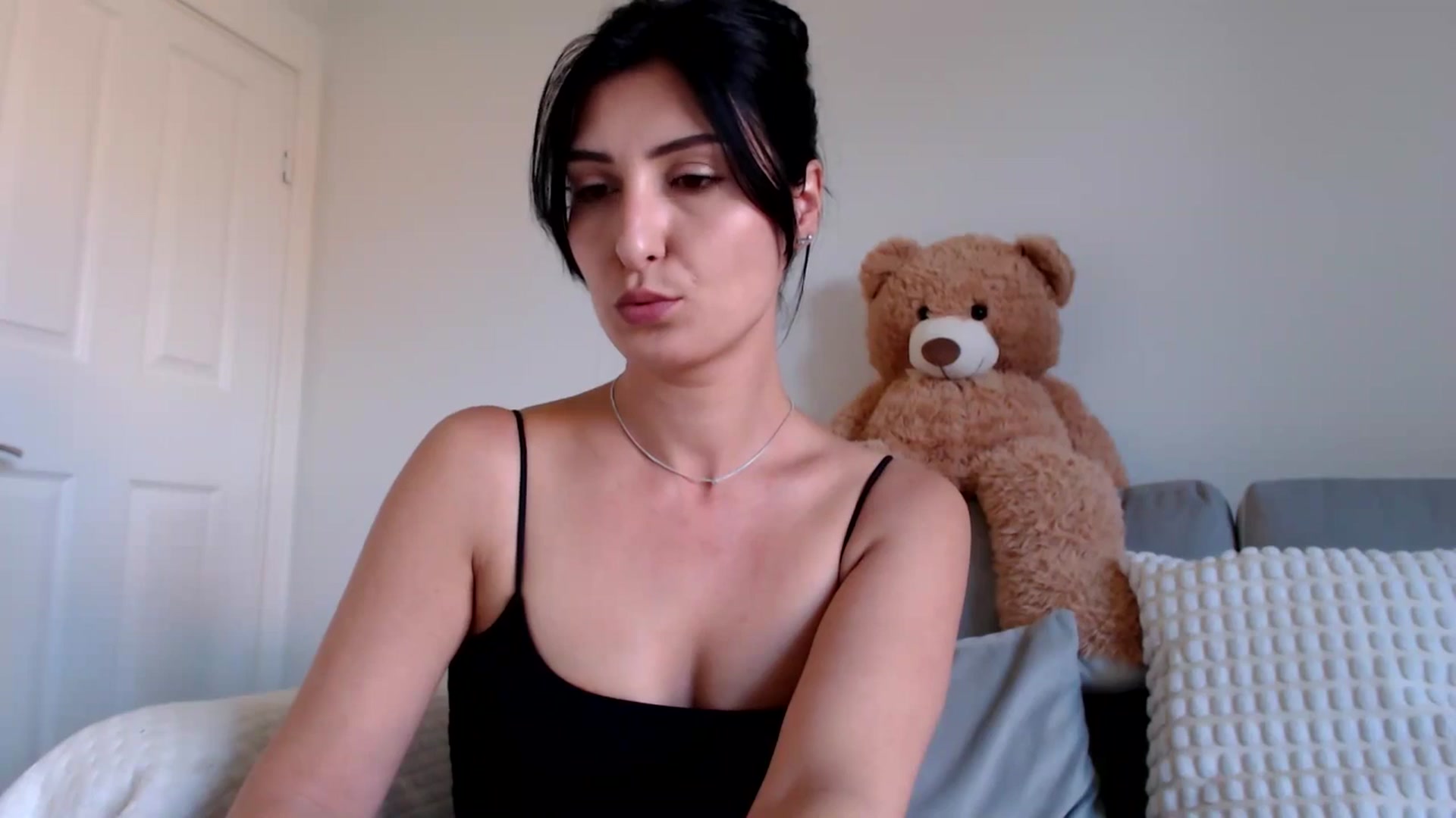 Gallery image thumbnail from MissLeanne's myfreecams stream on, 04/30/2025, 12:25 image 11 of 20
