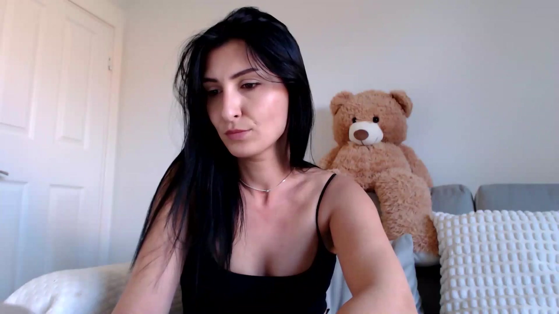 Gallery image thumbnail from MissLeanne's myfreecams stream on, 04/30/2025, 12:25 image 7 of 20