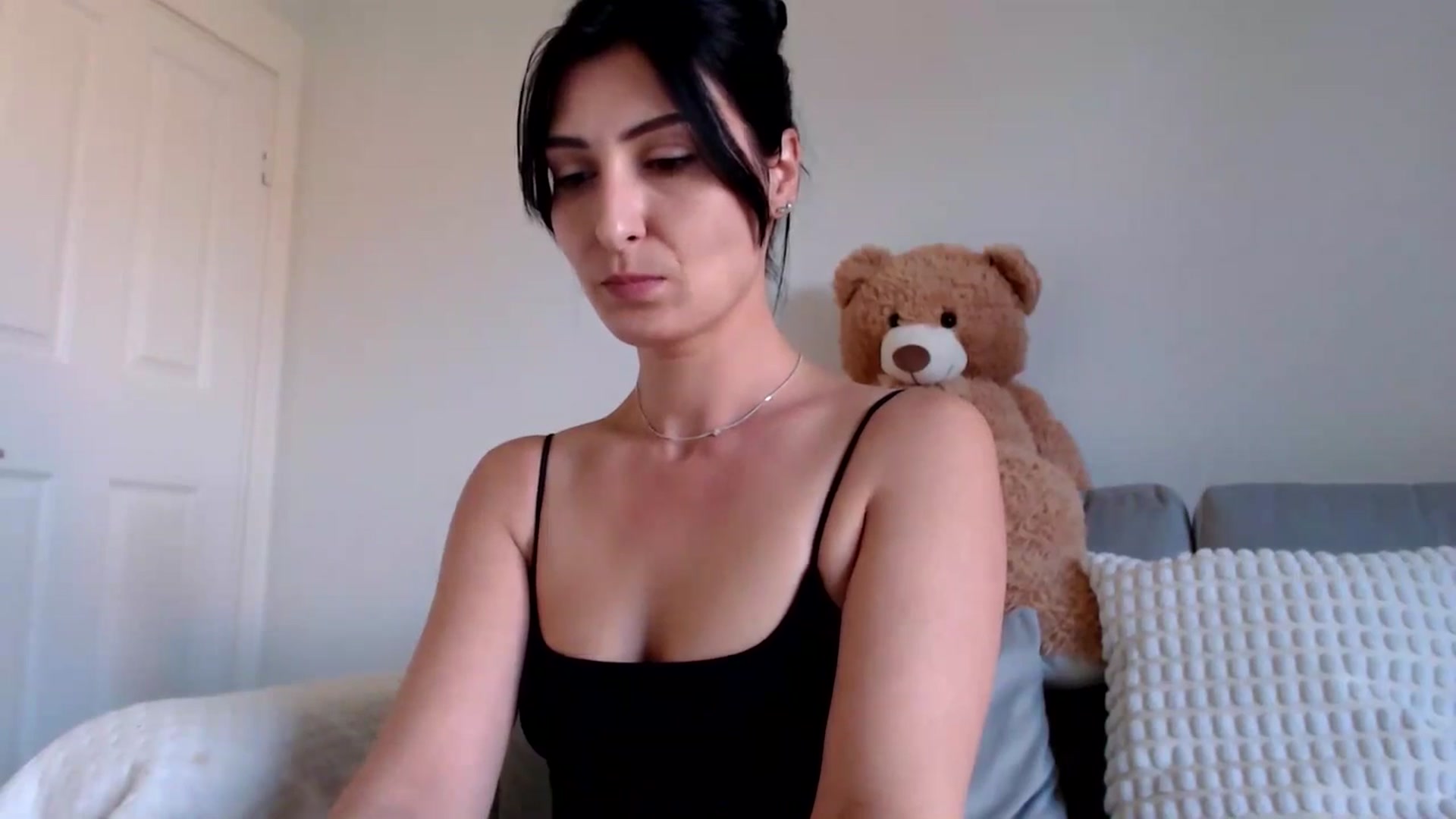 Gallery image thumbnail from MissLeanne's myfreecams stream on, 04/30/2025, 12:25 image 16 of 20