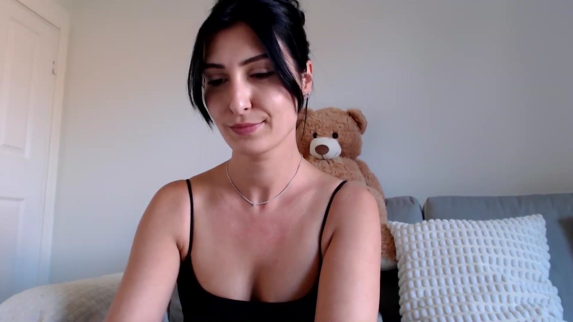Gallery image thumbnail from MissLeanne's myfreecams stream on, 04/30/2025, 12:54 image 11 of 20