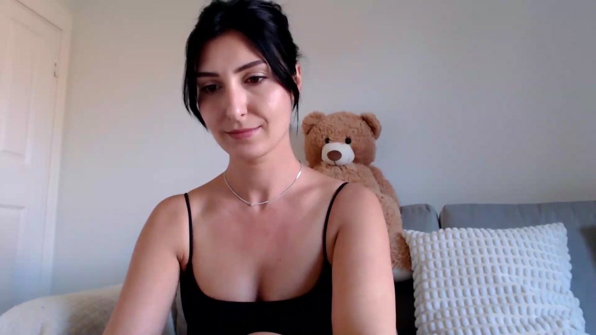 Gallery image thumbnail from MissLeanne's myfreecams stream on, 04/30/2025, 12:54 image 17 of 20