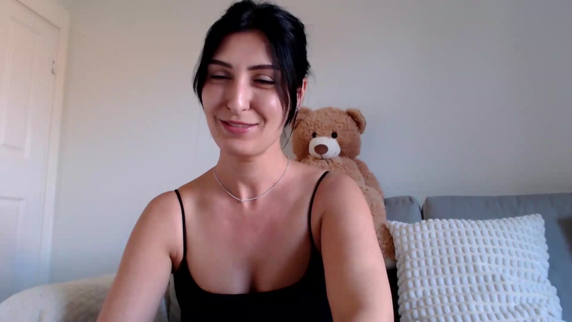 Gallery image thumbnail from MissLeanne's myfreecams stream on, 04/30/2025, 12:54 image 15 of 20