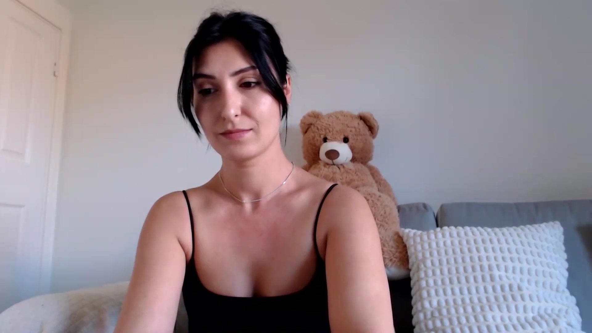 Gallery image thumbnail from MissLeanne's myfreecams stream on, 04/30/2025, 12:54 image 18 of 20