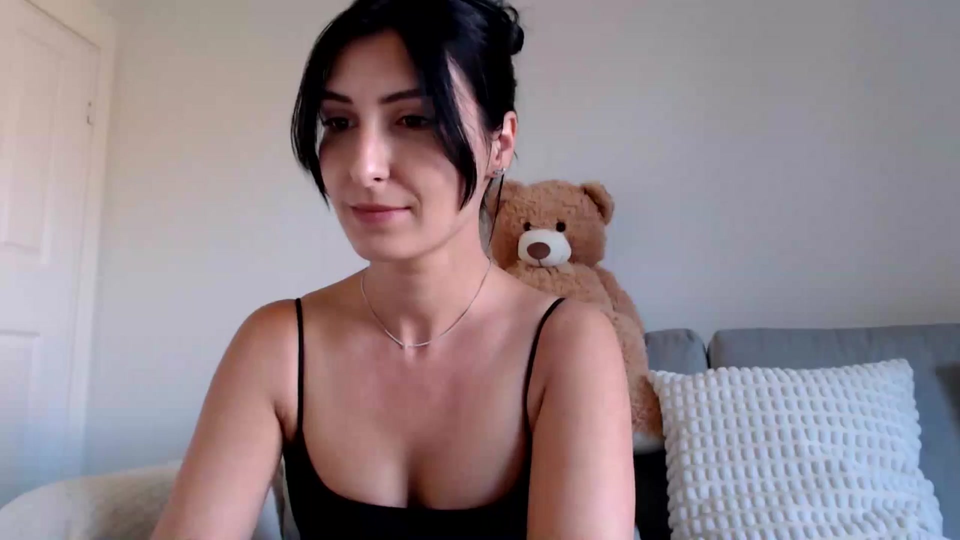 Gallery image thumbnail from MissLeanne's myfreecams stream on, 04/30/2025, 12:54 image 8 of 20