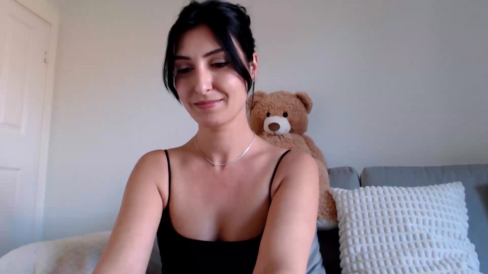 Gallery image thumbnail from MissLeanne's myfreecams stream on, 04/30/2025, 12:54 image 13 of 20