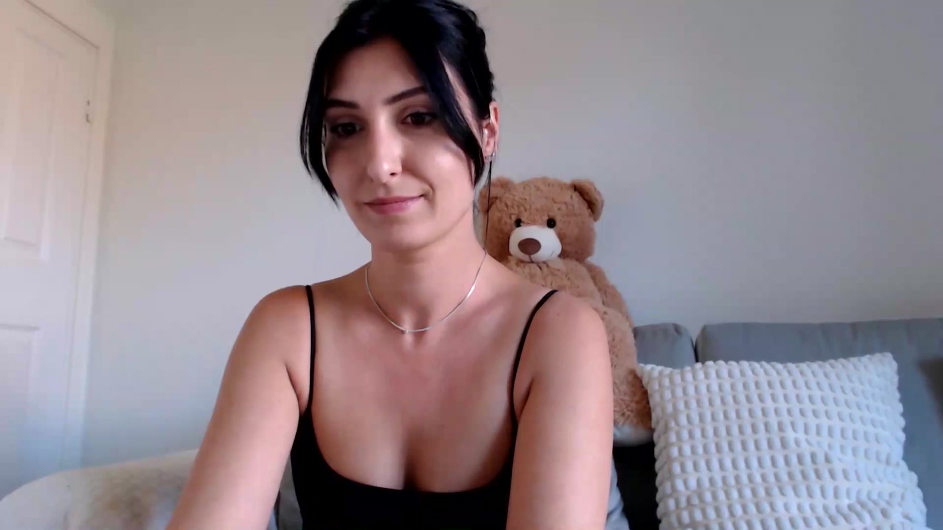 Gallery image thumbnail from MissLeanne's myfreecams stream on, 04/30/2025, 12:54 image 12 of 20