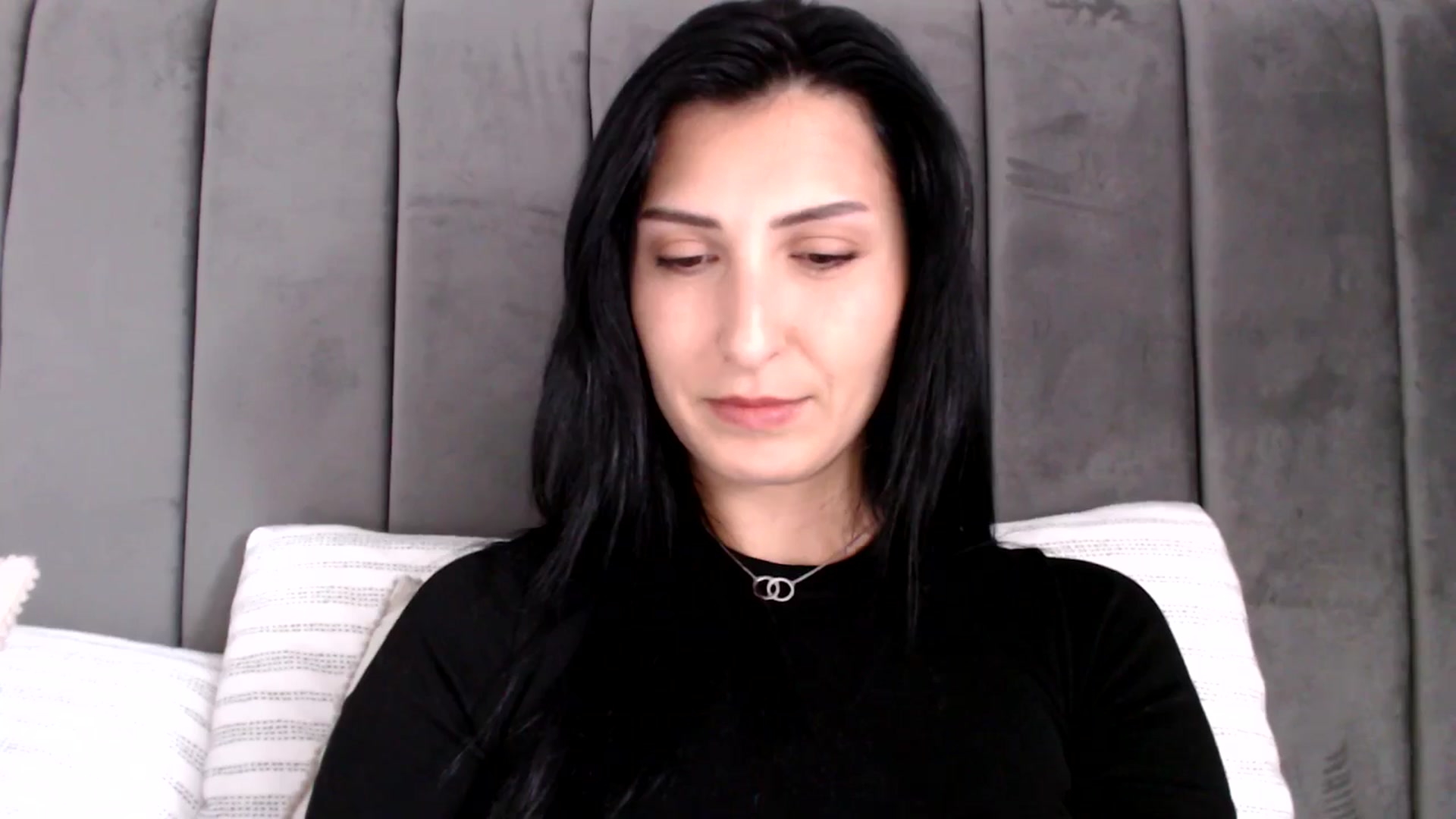 Gallery image thumbnail from MissLeanne's myfreecams stream on, 05/19/2025, 10:52 image 4 of 20
