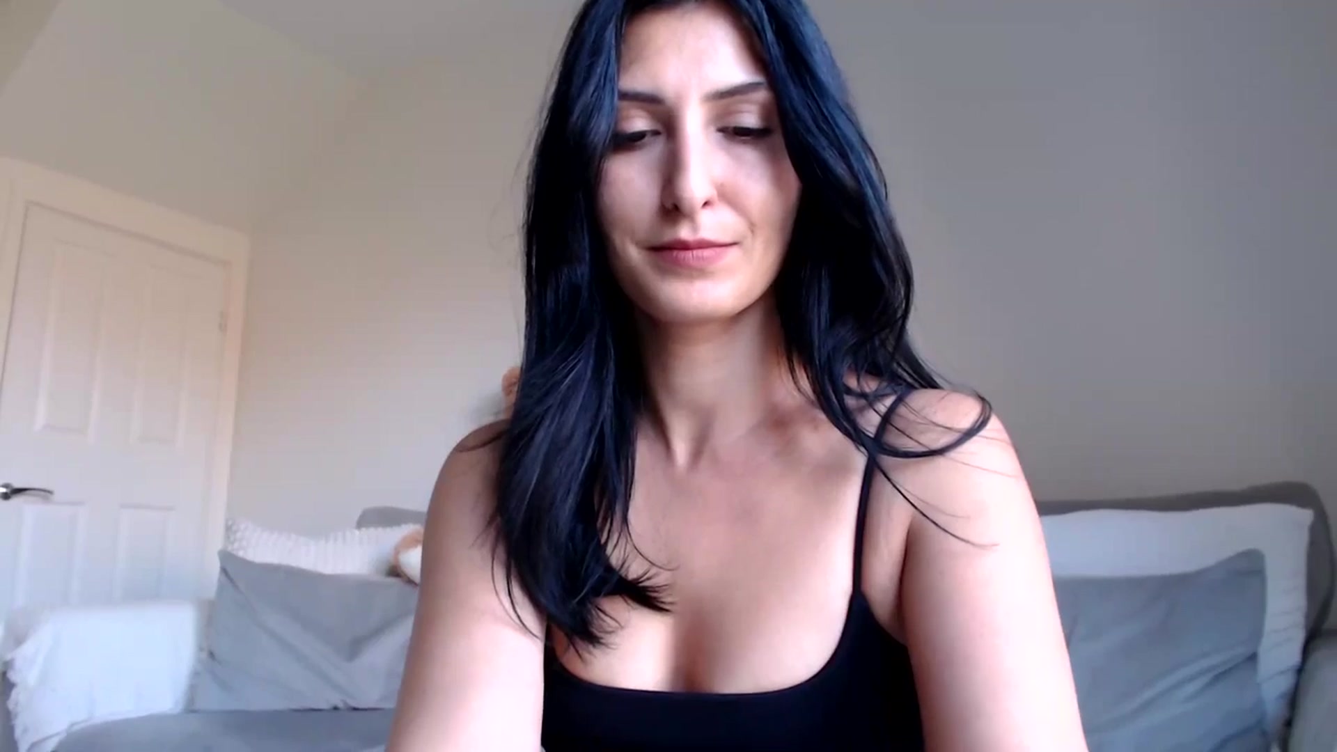 Gallery image thumbnail from MissLeanne's myfreecams stream on, 05/21/2025, 14:58 image 4 of 20