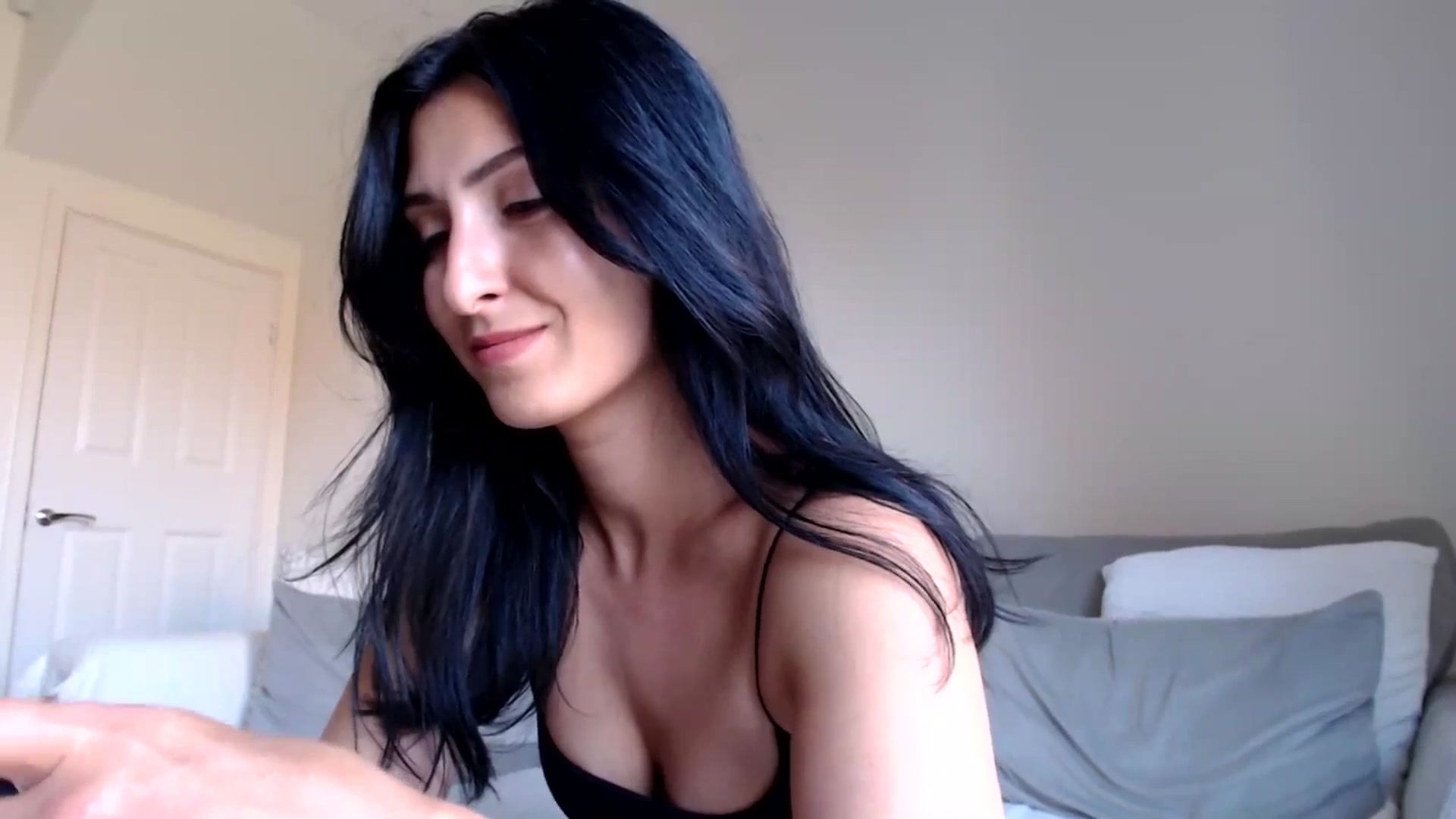 Gallery image thumbnail from MissLeanne's myfreecams stream on, 05/21/2025, 14:58 image 3 of 20