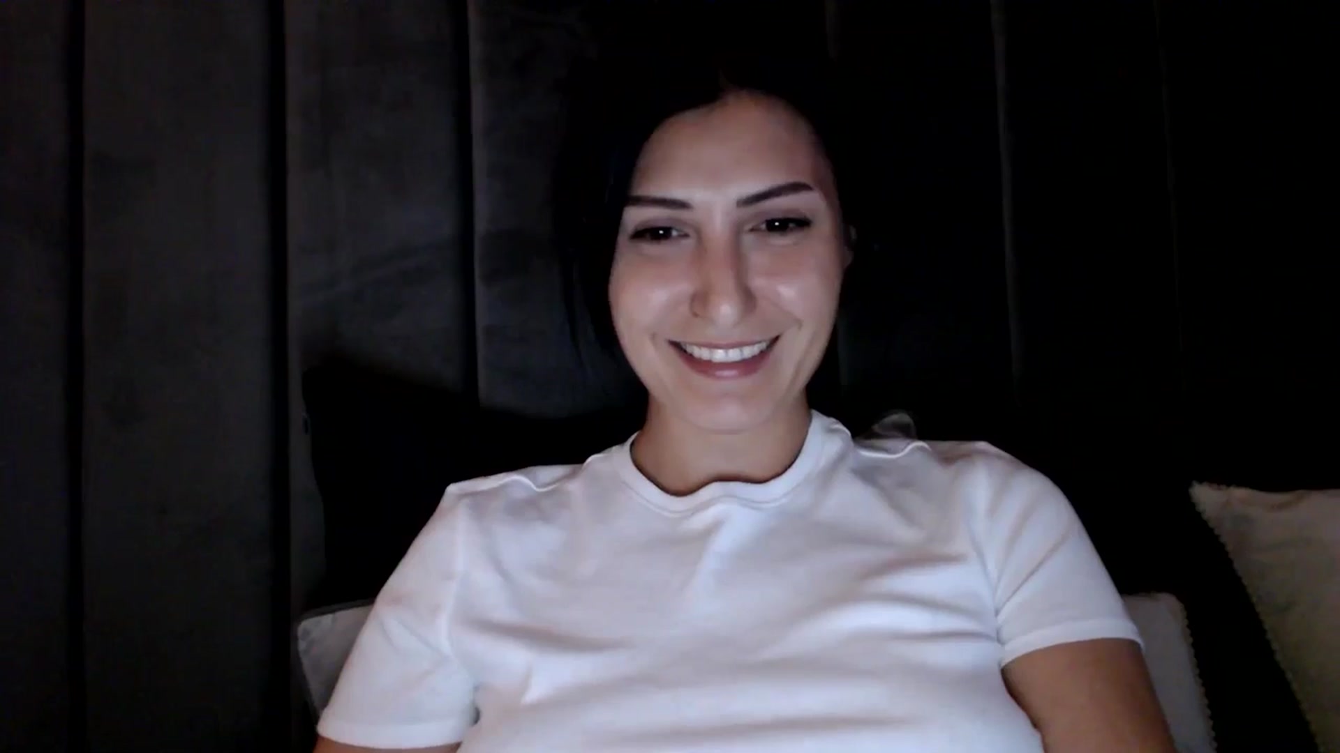 Gallery image thumbnail from MissLeanne's myfreecams stream on, 05/27/2025, 20:09 image 12 of 20