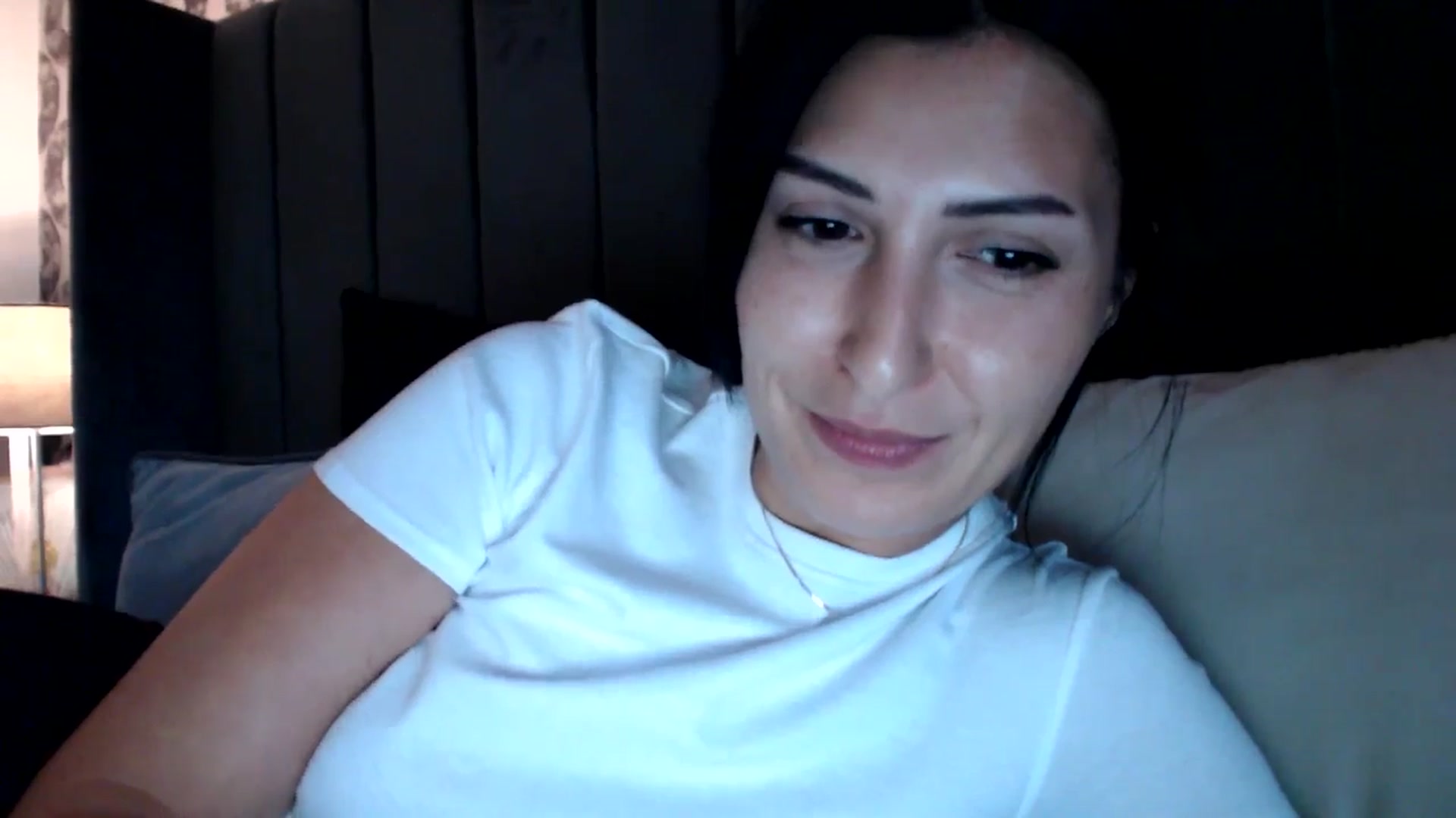 Gallery image thumbnail from MissLeanne's myfreecams stream on, 05/27/2025, 20:09 image 7 of 20