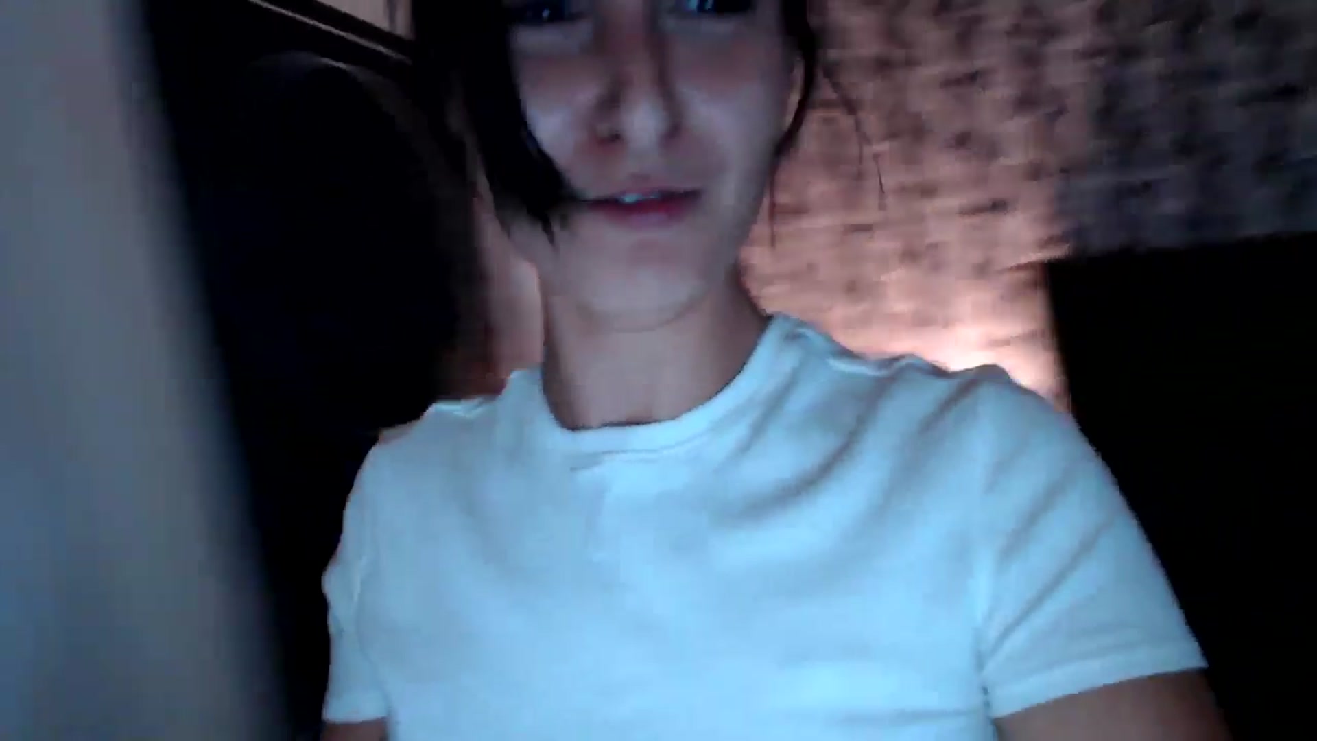 Gallery image thumbnail from MissLeanne's myfreecams stream on, 05/27/2025, 20:09 image 15 of 20