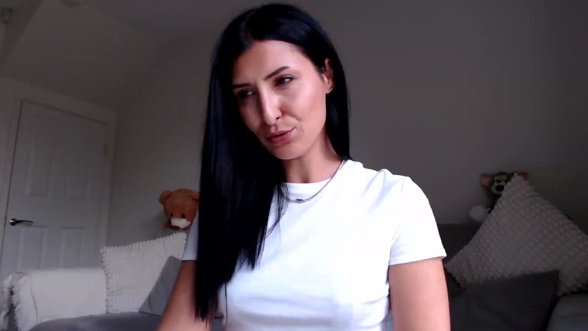 Gallery image thumbnail from MissLeanne's myfreecams stream on, 06/02/2025, 11:39 image 9 of 20