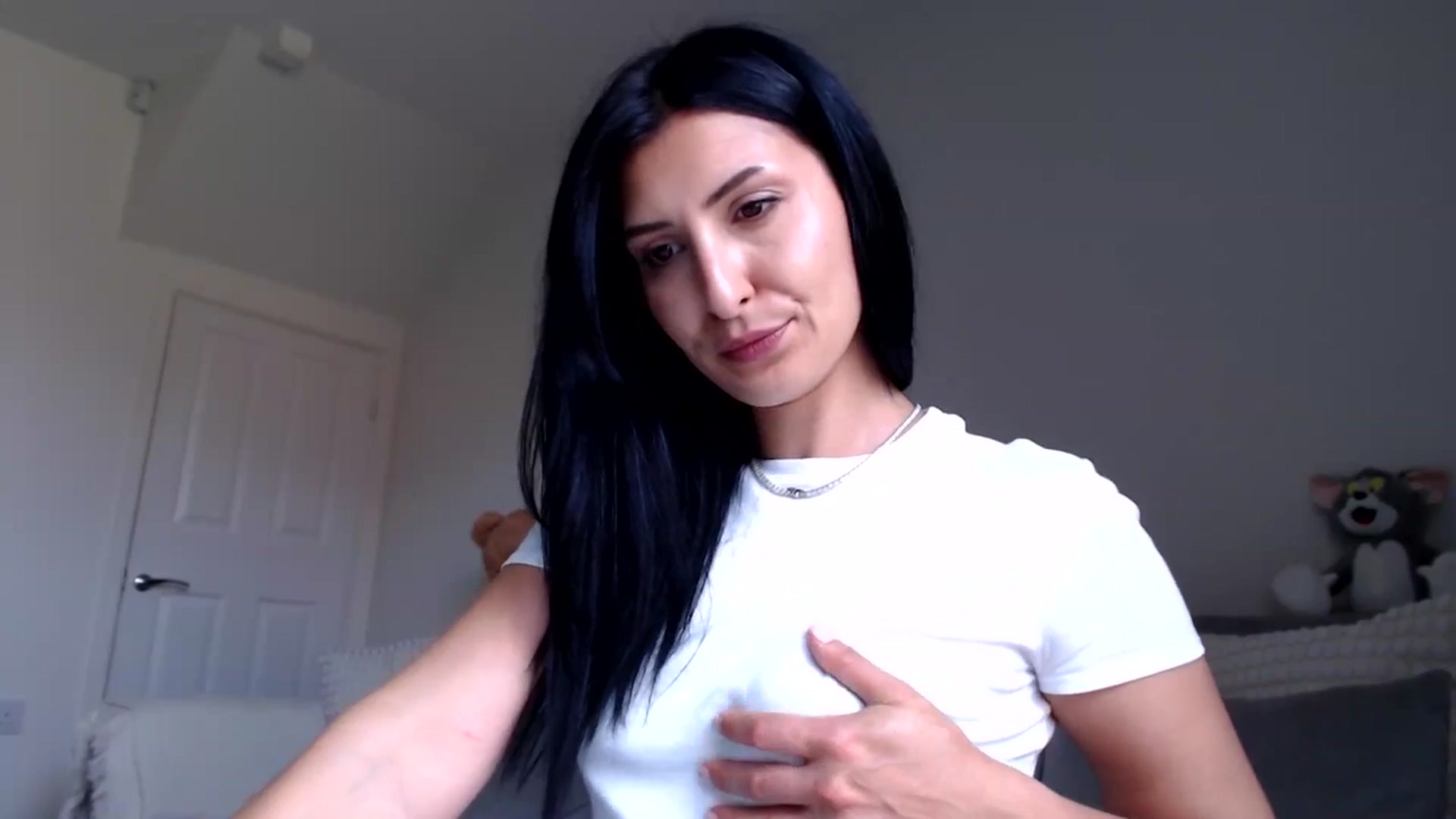 Gallery image thumbnail from MissLeanne's myfreecams stream on, 06/02/2025, 13:00 image 7 of 20
