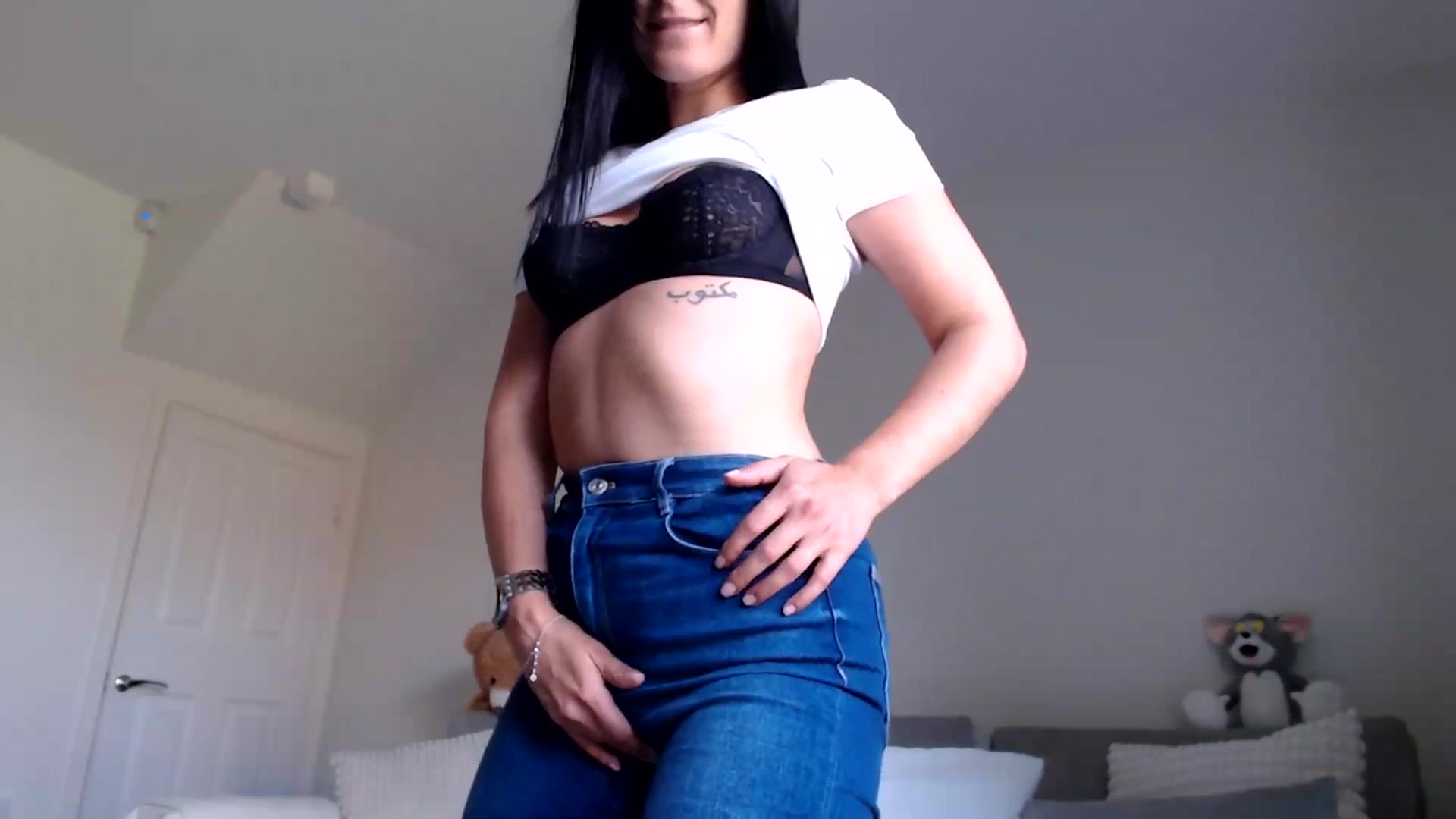 Gallery image thumbnail from MissLeanne's myfreecams stream on, 06/02/2025, 13:00 image 17 of 20