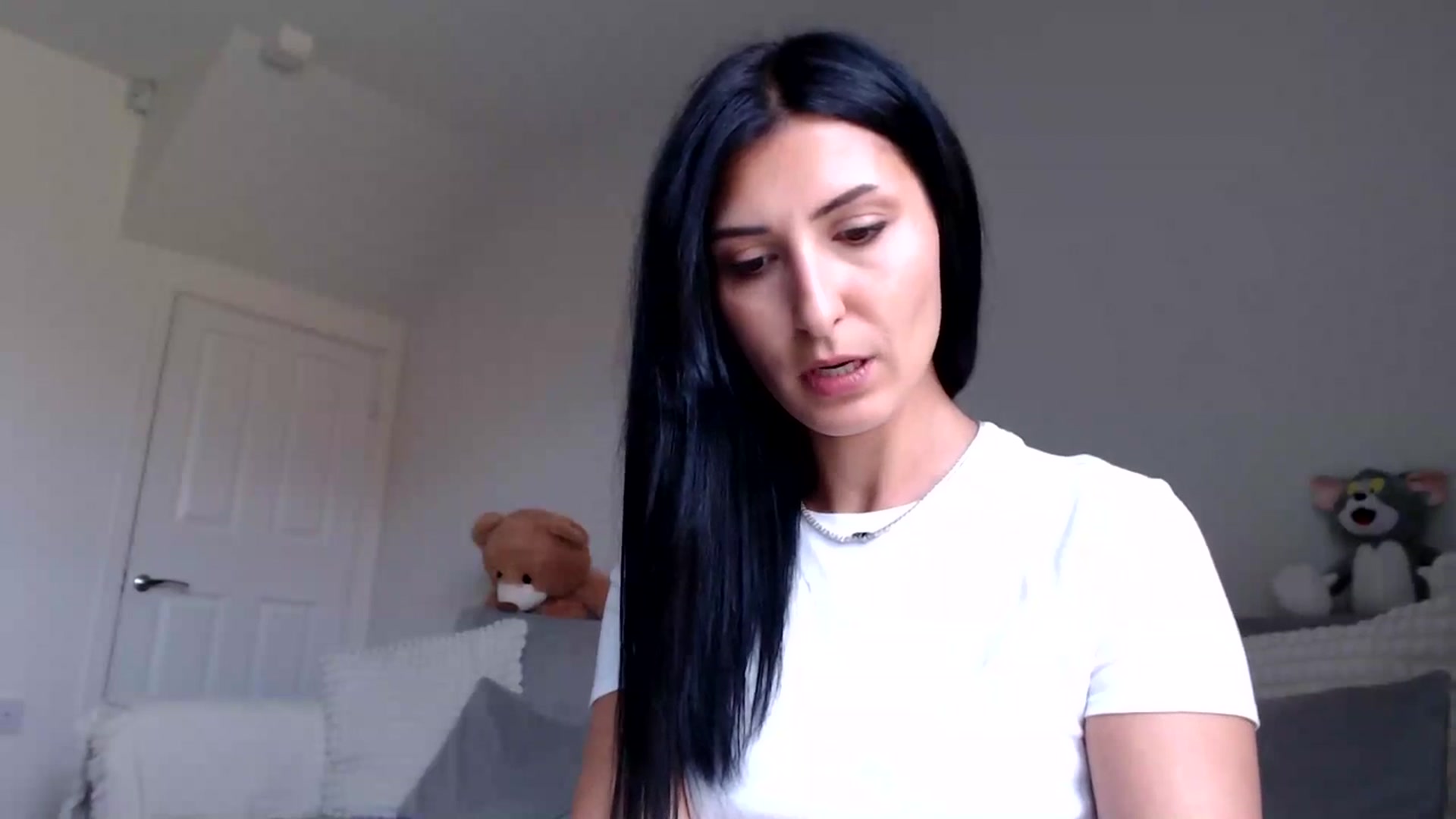 Gallery image thumbnail from MissLeanne's myfreecams stream on, 06/02/2025, 13:00 image 3 of 20