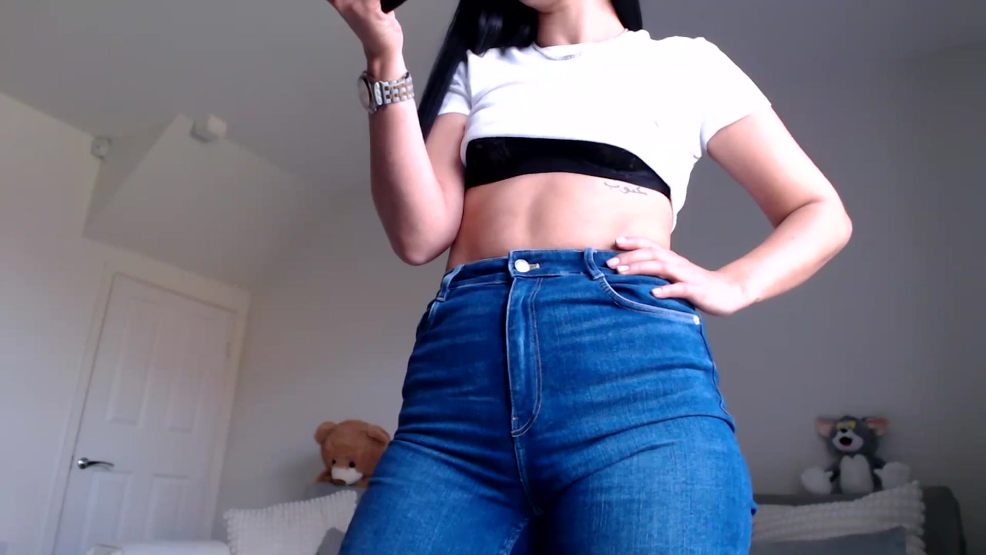 Gallery image thumbnail from MissLeanne's myfreecams stream on, 06/02/2025, 13:00 image 12 of 20