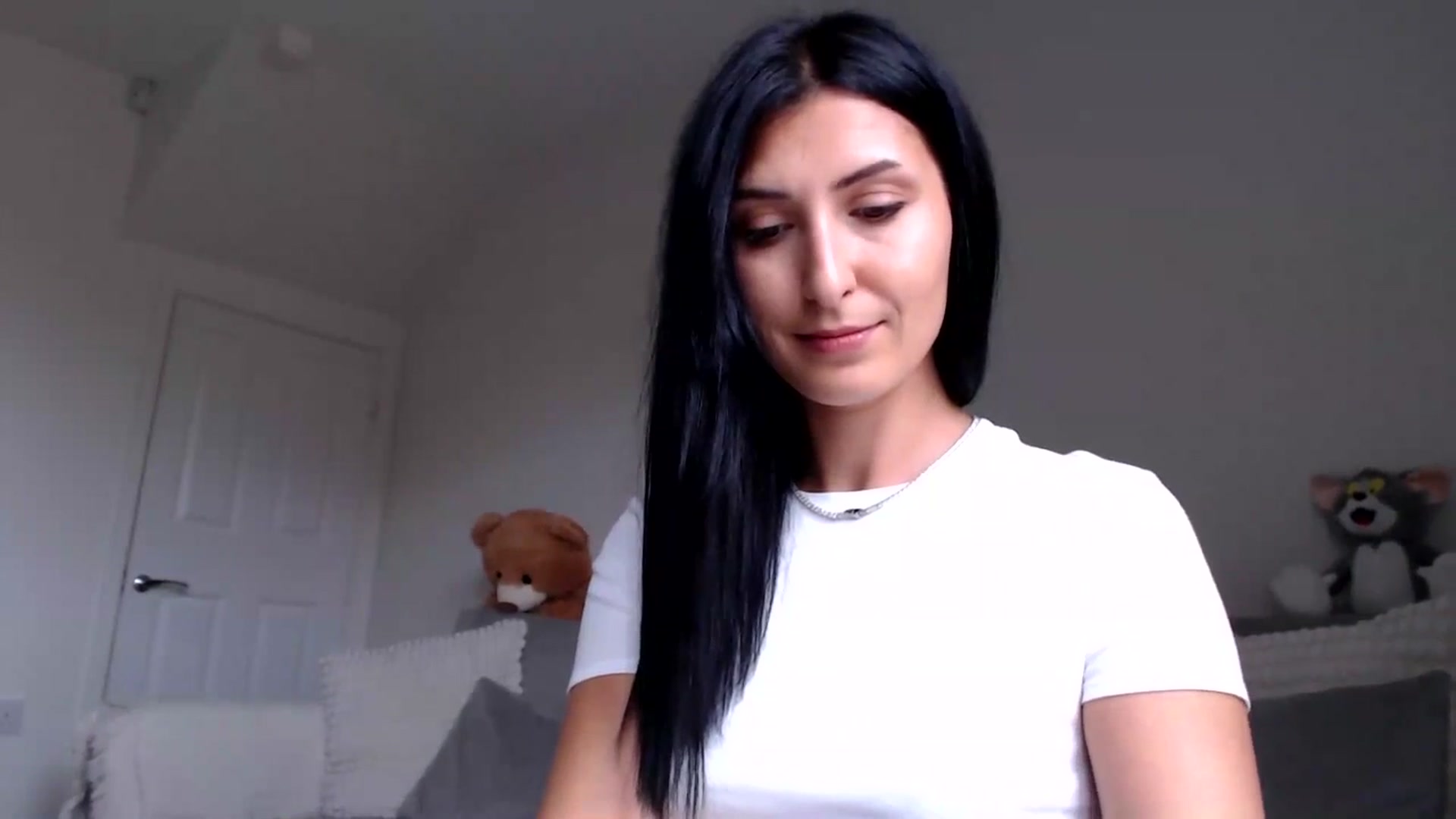 Gallery image thumbnail from MissLeanne's myfreecams stream on, 06/02/2025, 13:00 image 5 of 20