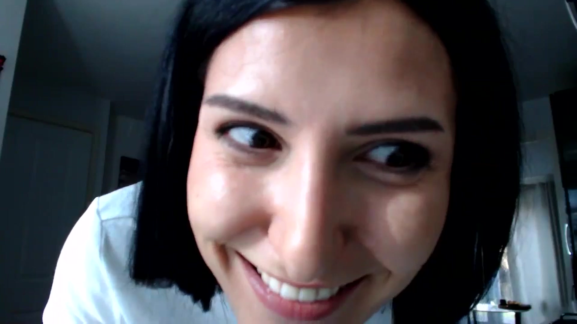 Gallery image thumbnail from MissLeanne's myfreecams stream on, 06/02/2025, 14:31 image 3 of 20
