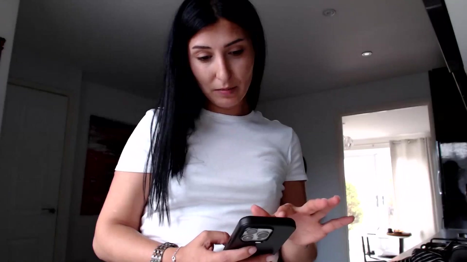 Gallery image thumbnail from MissLeanne's myfreecams stream on, 06/02/2025, 14:31 image 11 of 20