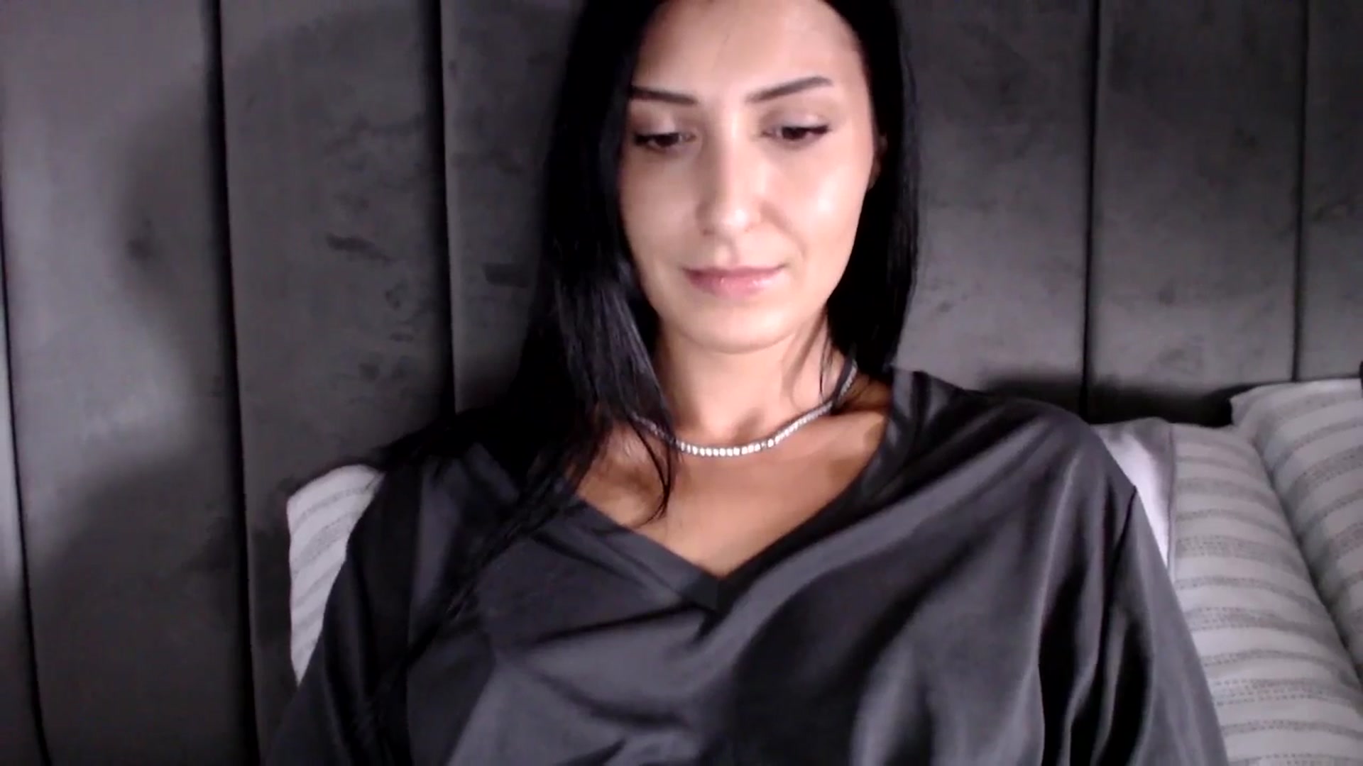 Gallery image thumbnail from MissLeanne's myfreecams stream on, 06/03/2025, 14:21 image 3 of 20