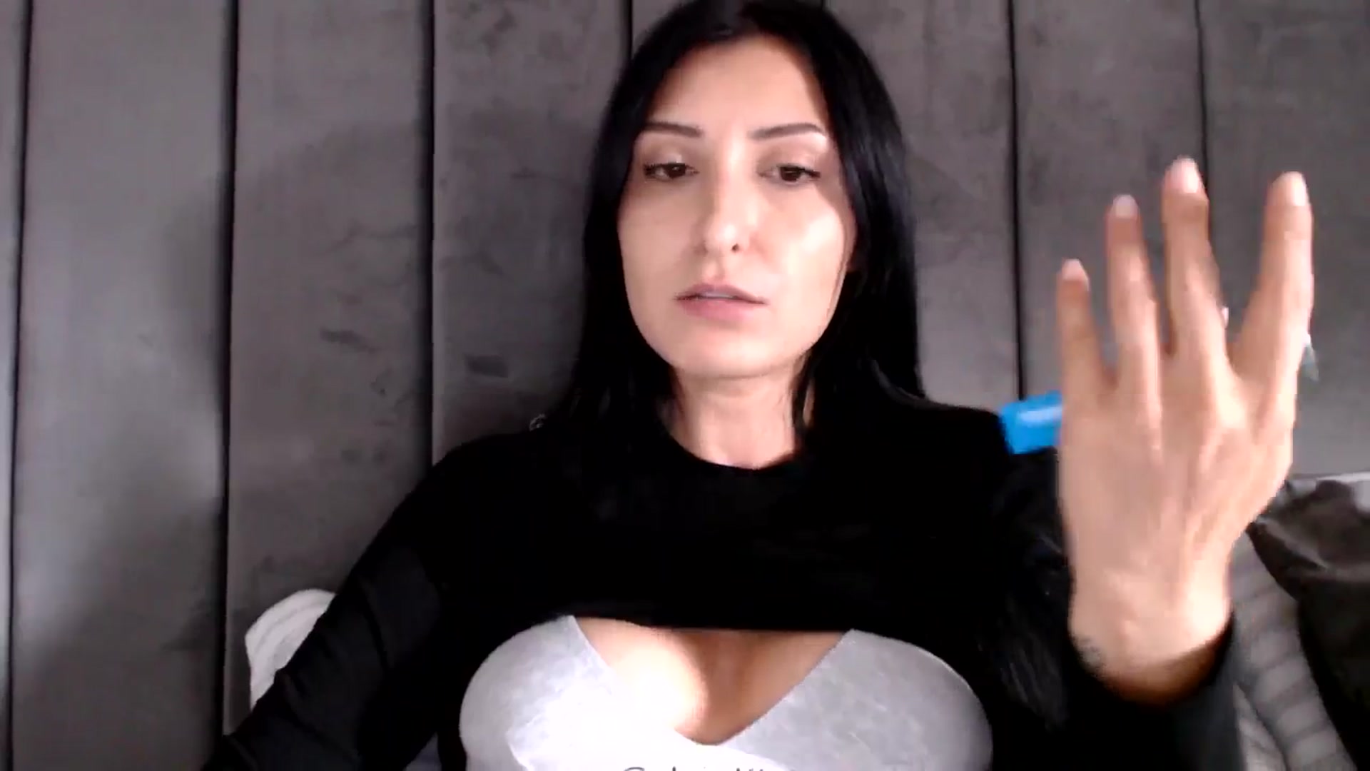 Gallery image thumbnail from MissLeanne's myfreecams stream on, 06/03/2025, 15:26 image 12 of 20