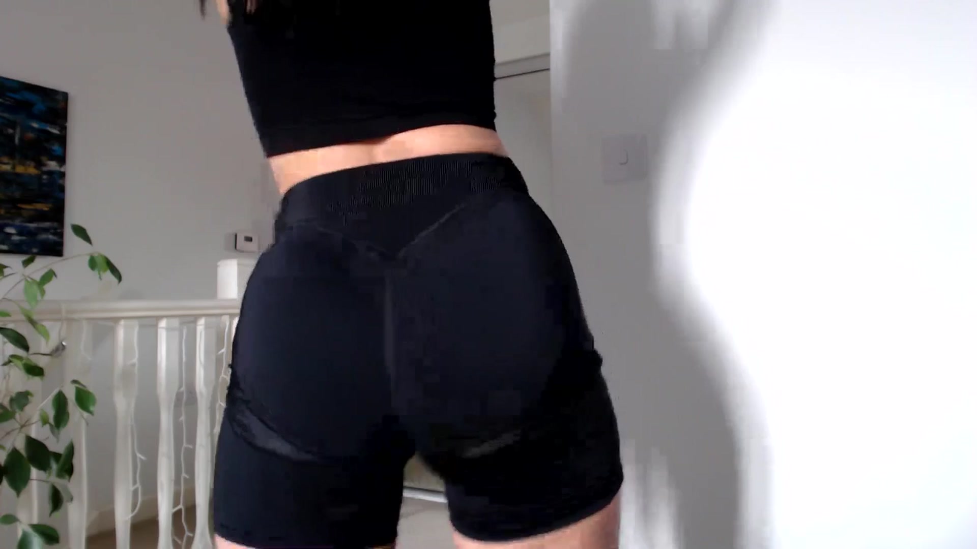 Gallery image thumbnail from MissLeanne's myfreecams stream on, 06/04/2025, 13:09 image 8 of 20