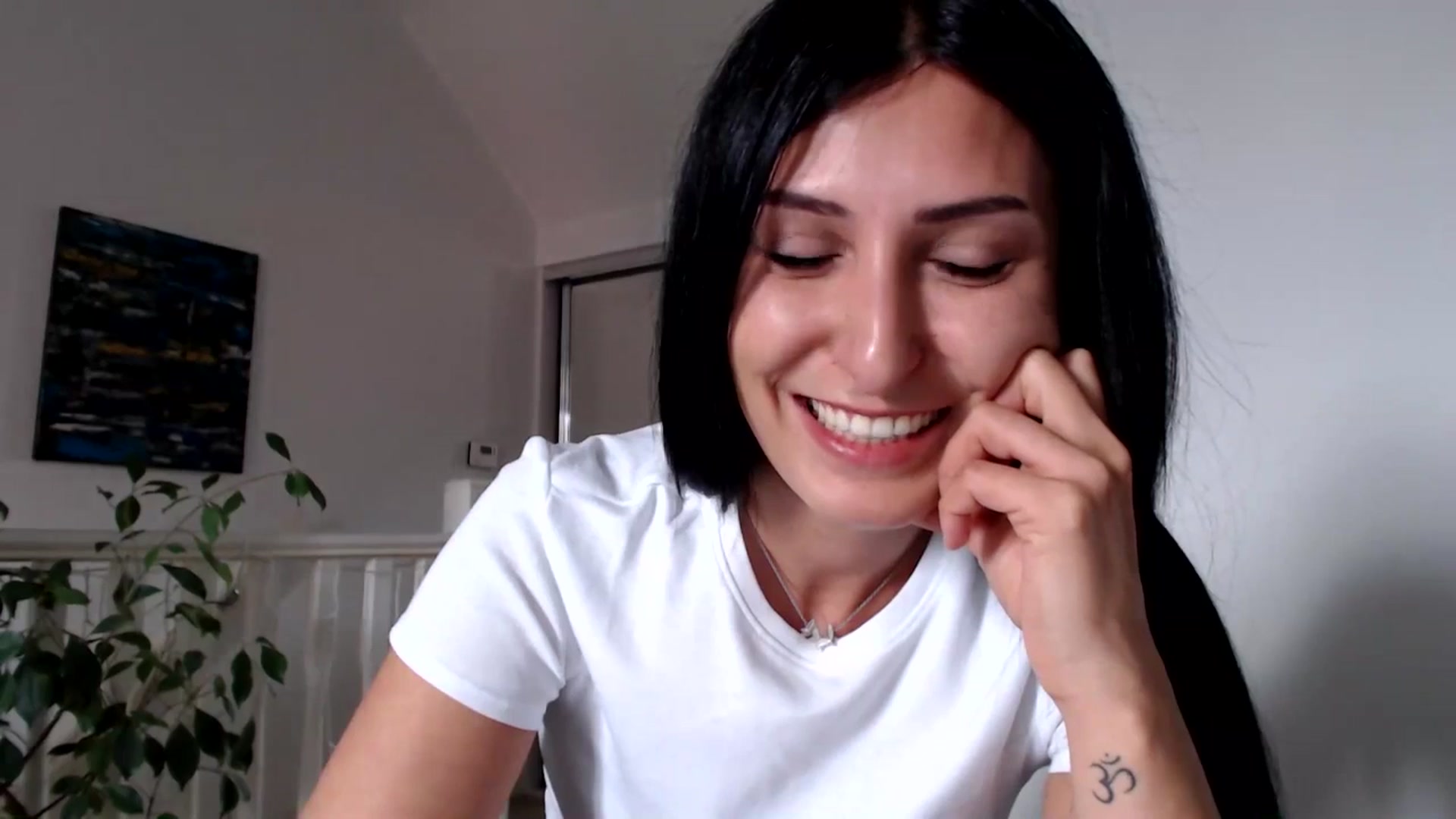 Gallery image thumbnail from MissLeanne's myfreecams stream on, 06/05/2025, 14:51 image 11 of 20