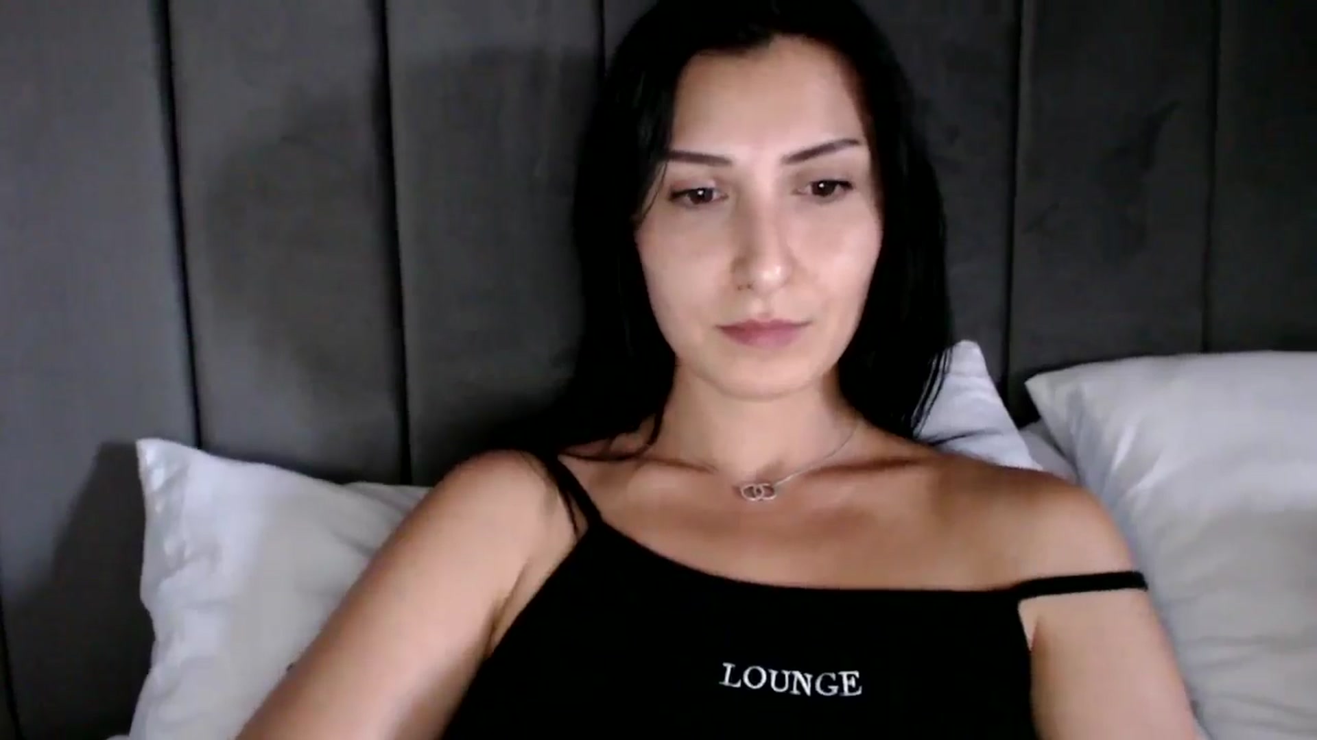 Gallery image thumbnail from MissLeanne's myfreecams stream on, 06/19/2025, 14:50 image 12 of 20