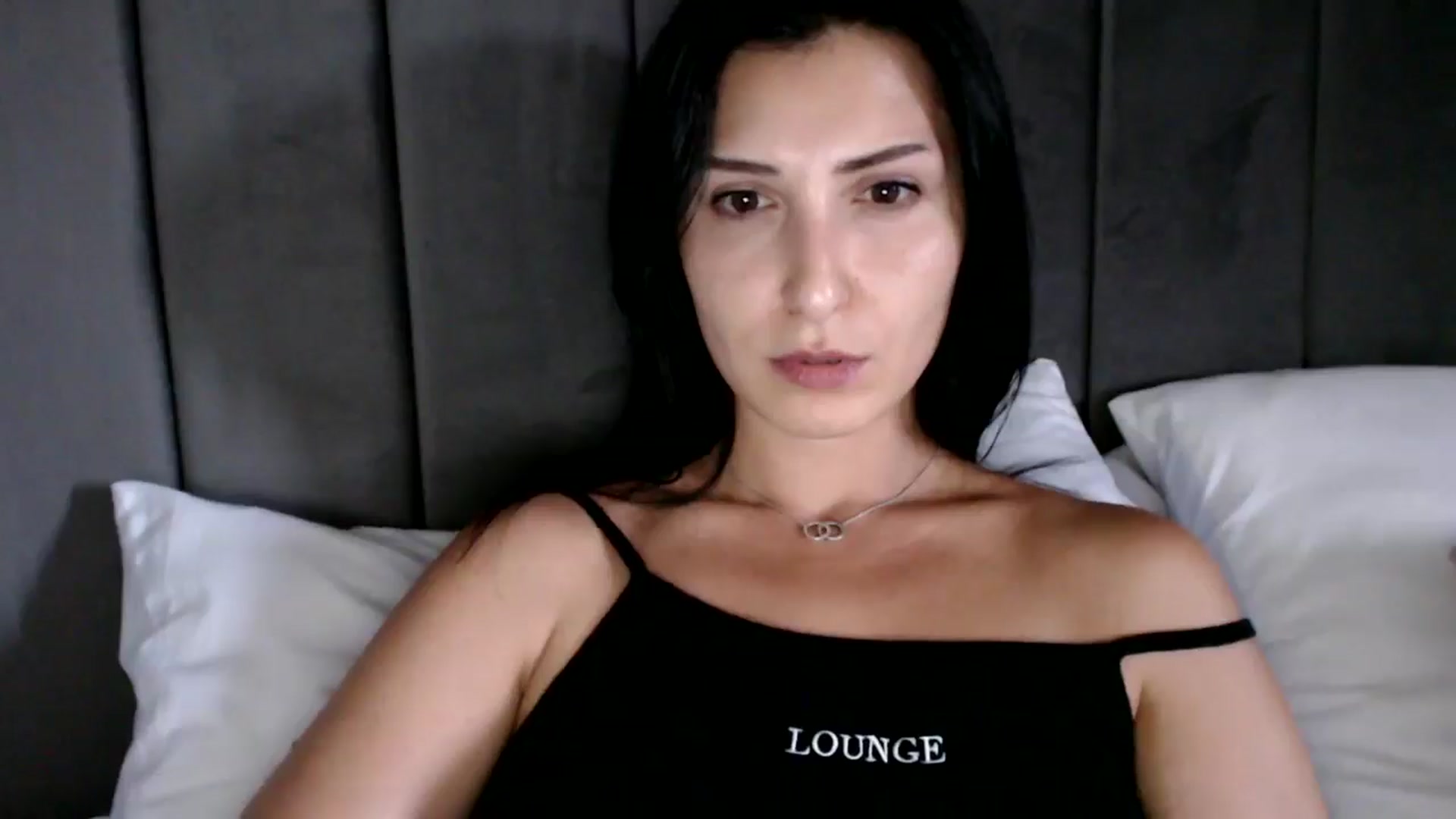 Gallery image thumbnail from MissLeanne's myfreecams stream on, 06/19/2025, 14:50 image 17 of 20