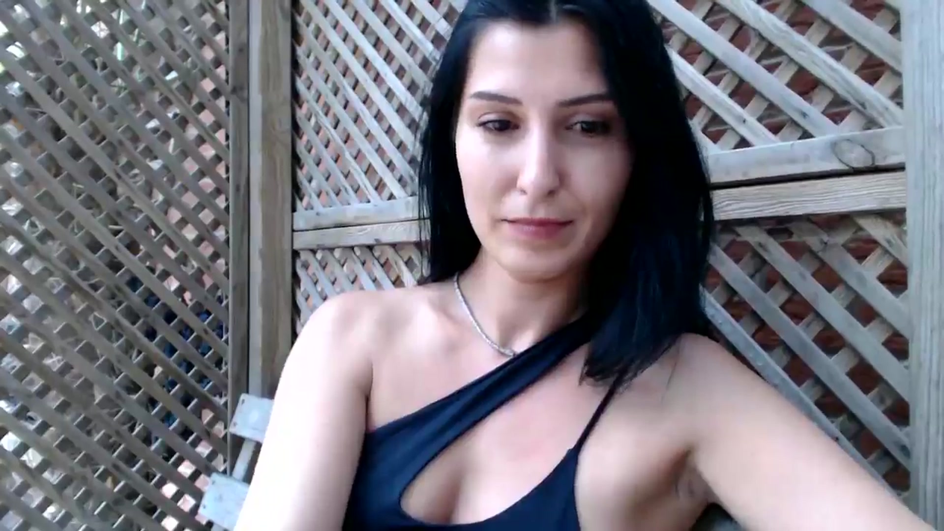 Gallery image thumbnail from MissLeanne's myfreecams stream on, 07/10/2025, 15:10 image 8 of 20