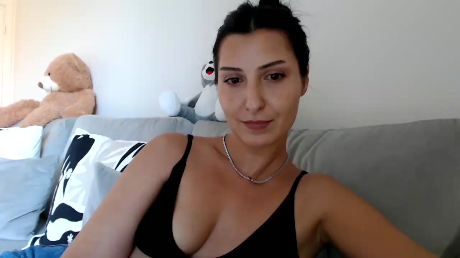 Gallery image thumbnail from MissLeanne's myfreecams stream on, 07/11/2025, 14:16 image 5 of 20