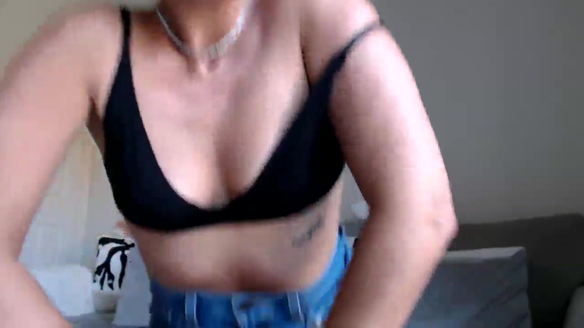 Gallery image thumbnail from MissLeanne's myfreecams stream on, 07/11/2025, 14:46 image 13 of 20
