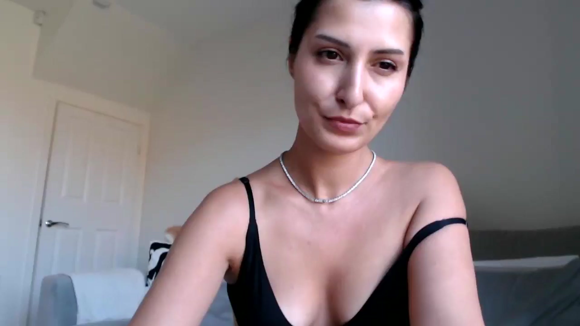 Gallery image thumbnail from MissLeanne's myfreecams stream on, 07/11/2025, 14:46 image 12 of 20